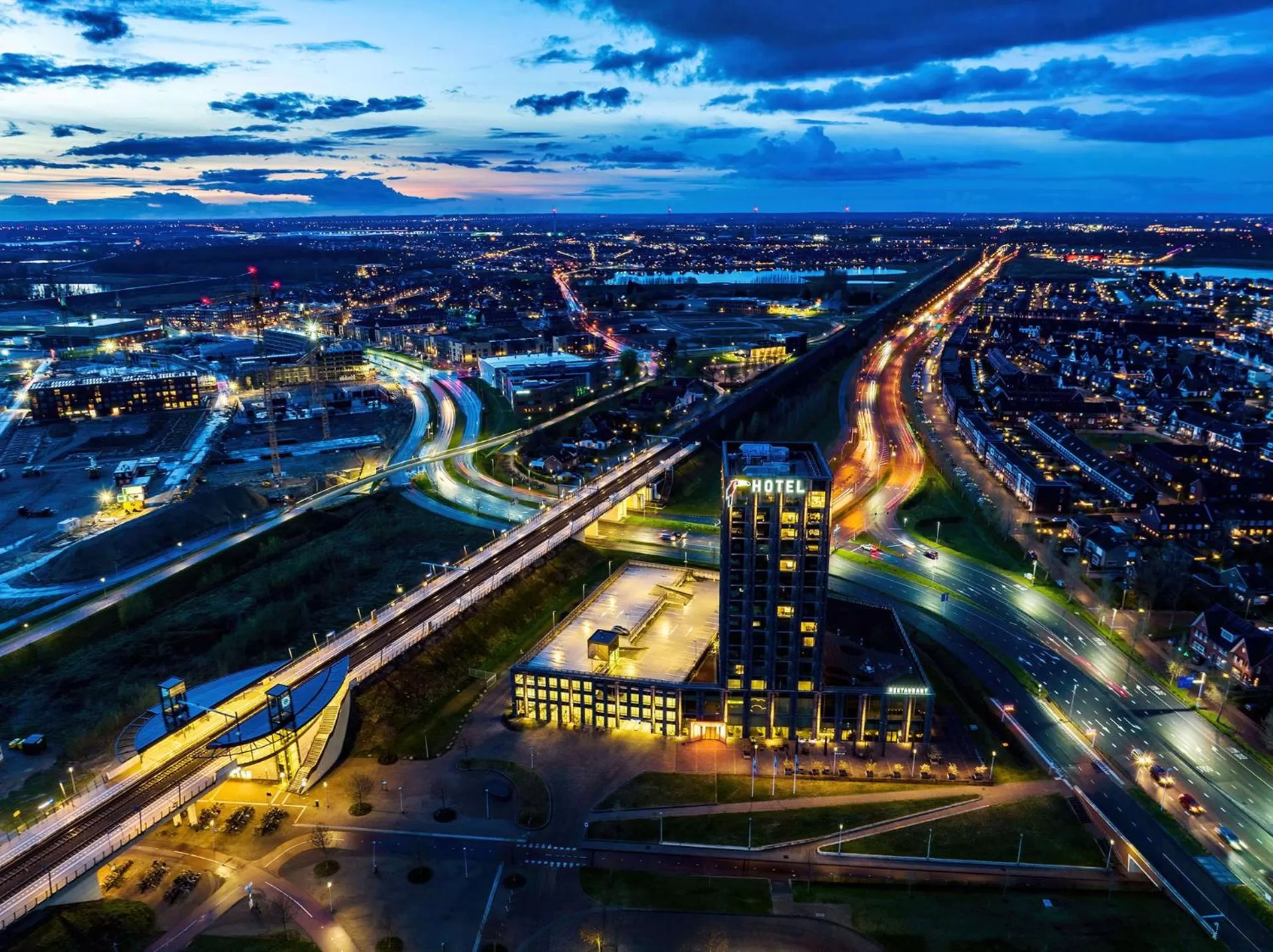 Property building in Van der Valk Hotel Nijmegen-Lent