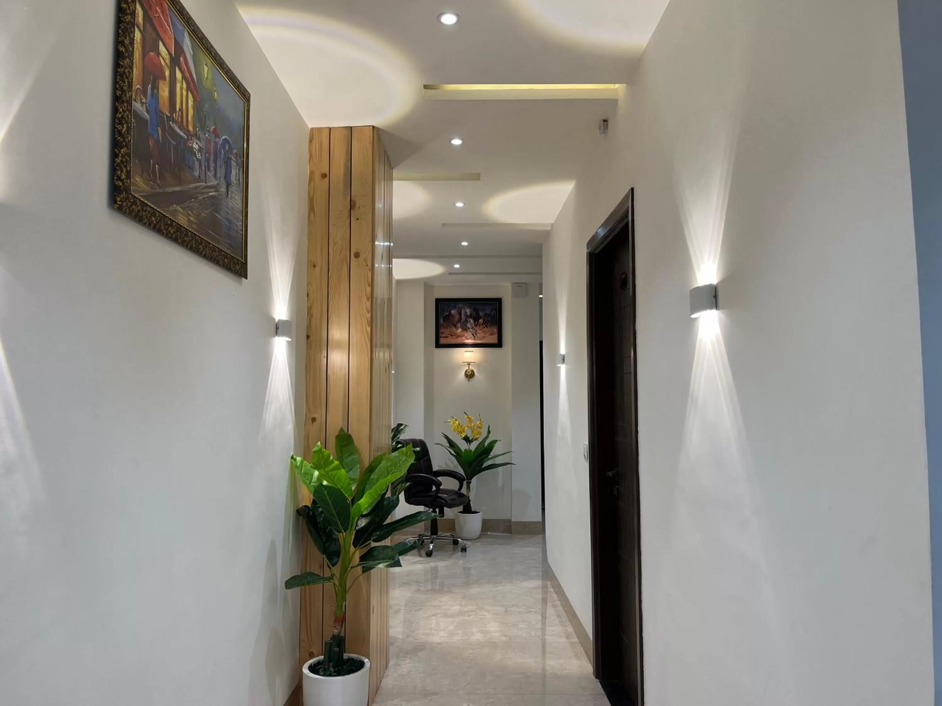 Lobby or reception in Perfect Stayz Premium- Hotel Sehdev Near Golden Temple