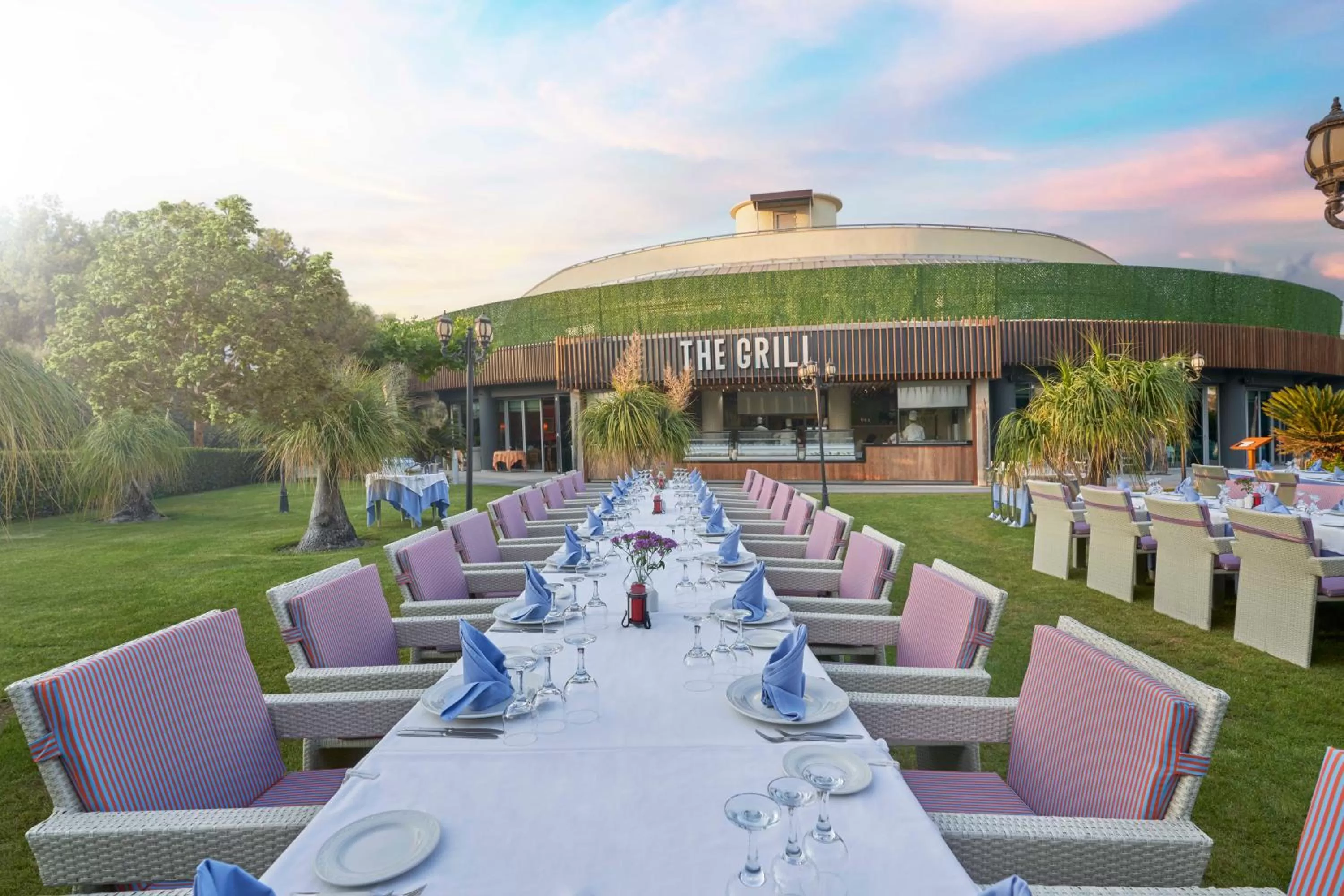 BBQ facilities in Calista Luxury Resort