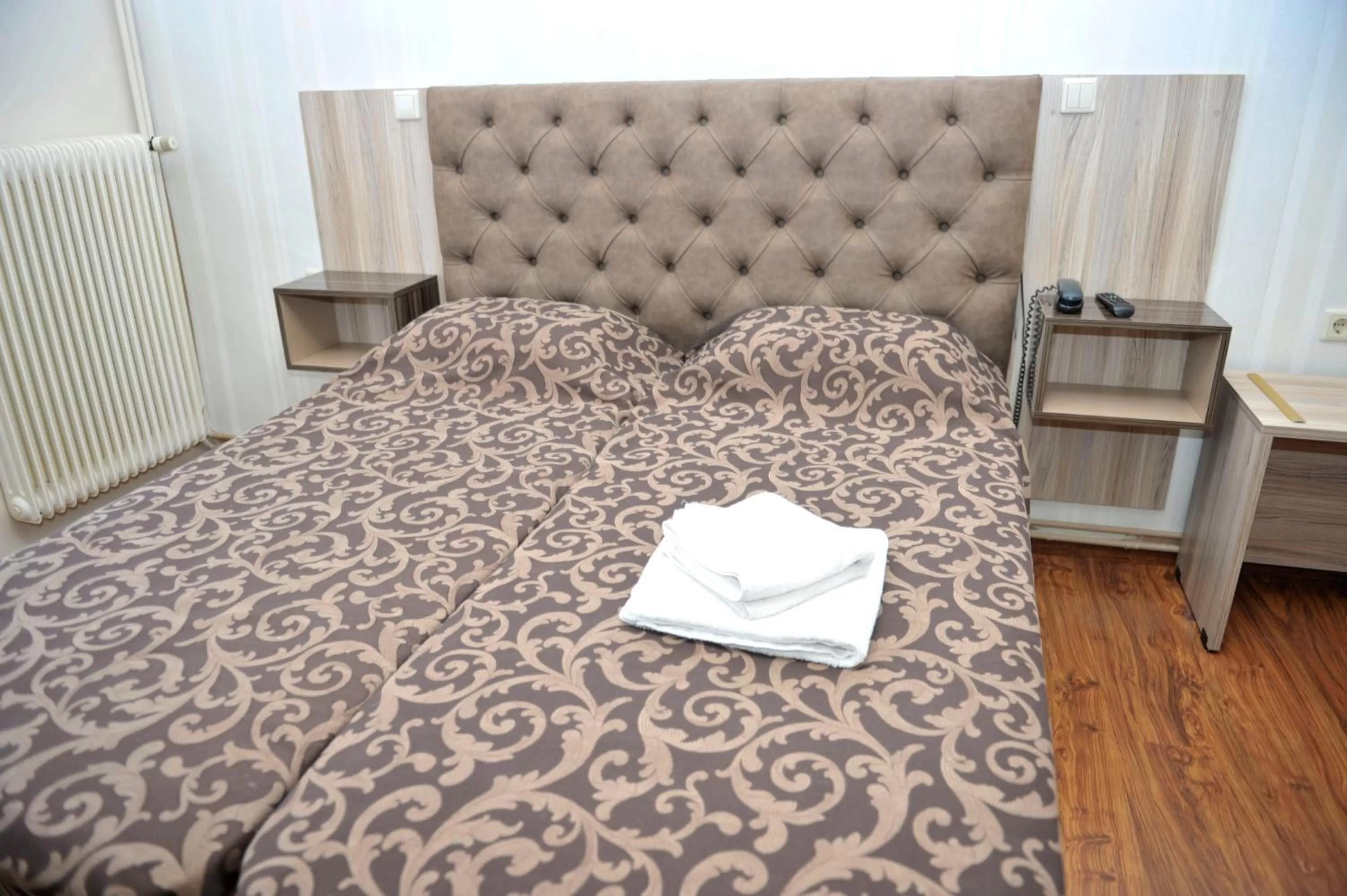 Photo of the whole room, Bed in Hotel Vergina