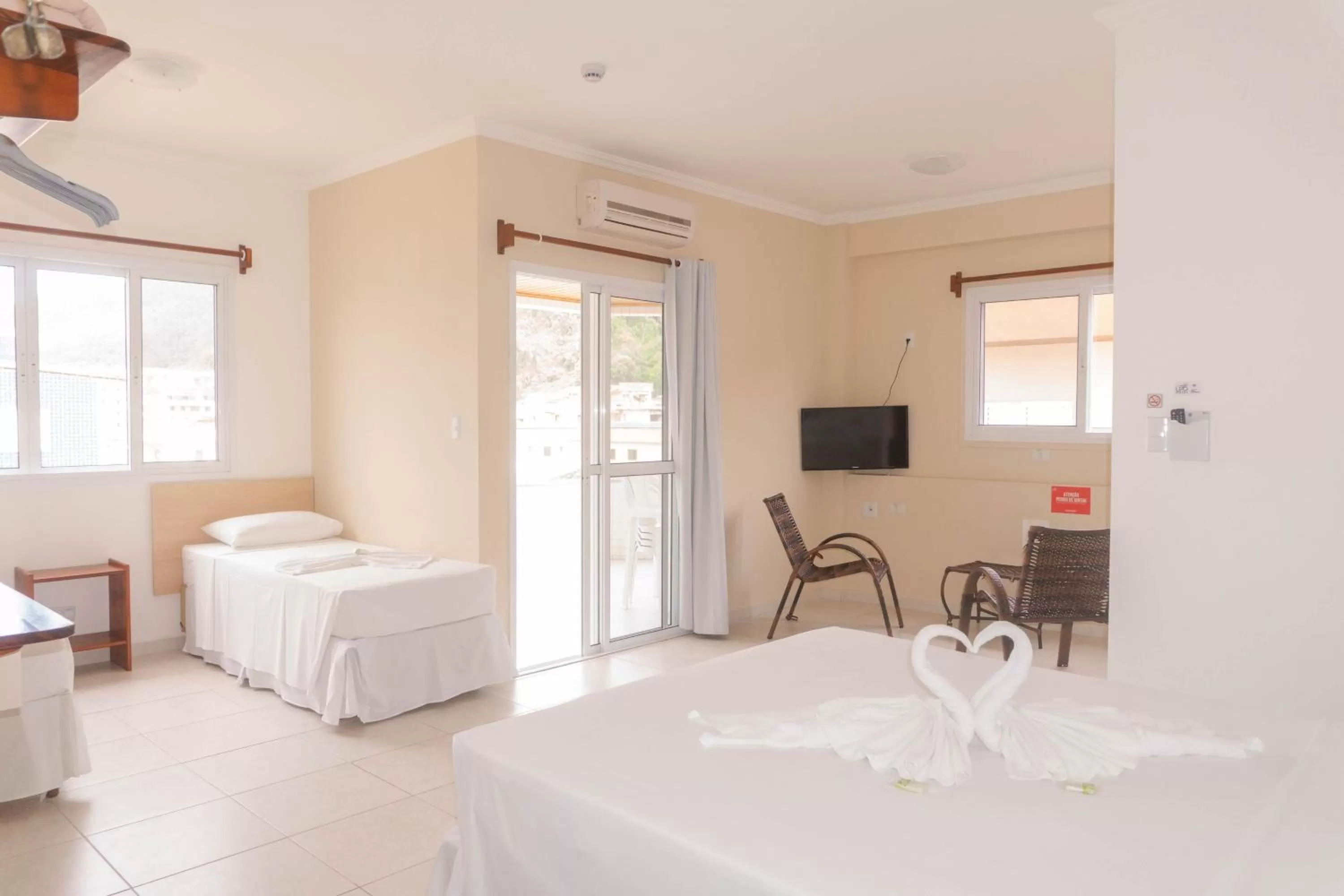 Bedroom, Bed in UPG Hotel