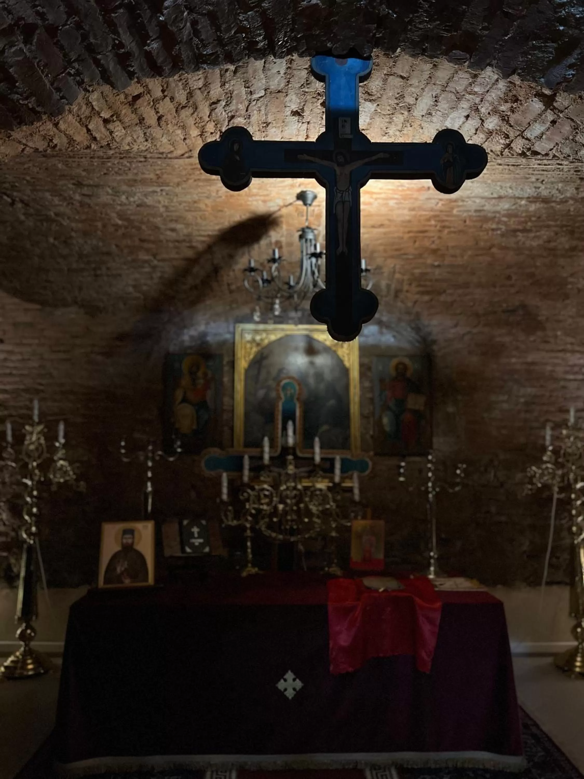 Property building in Armenopolis - Adults Only