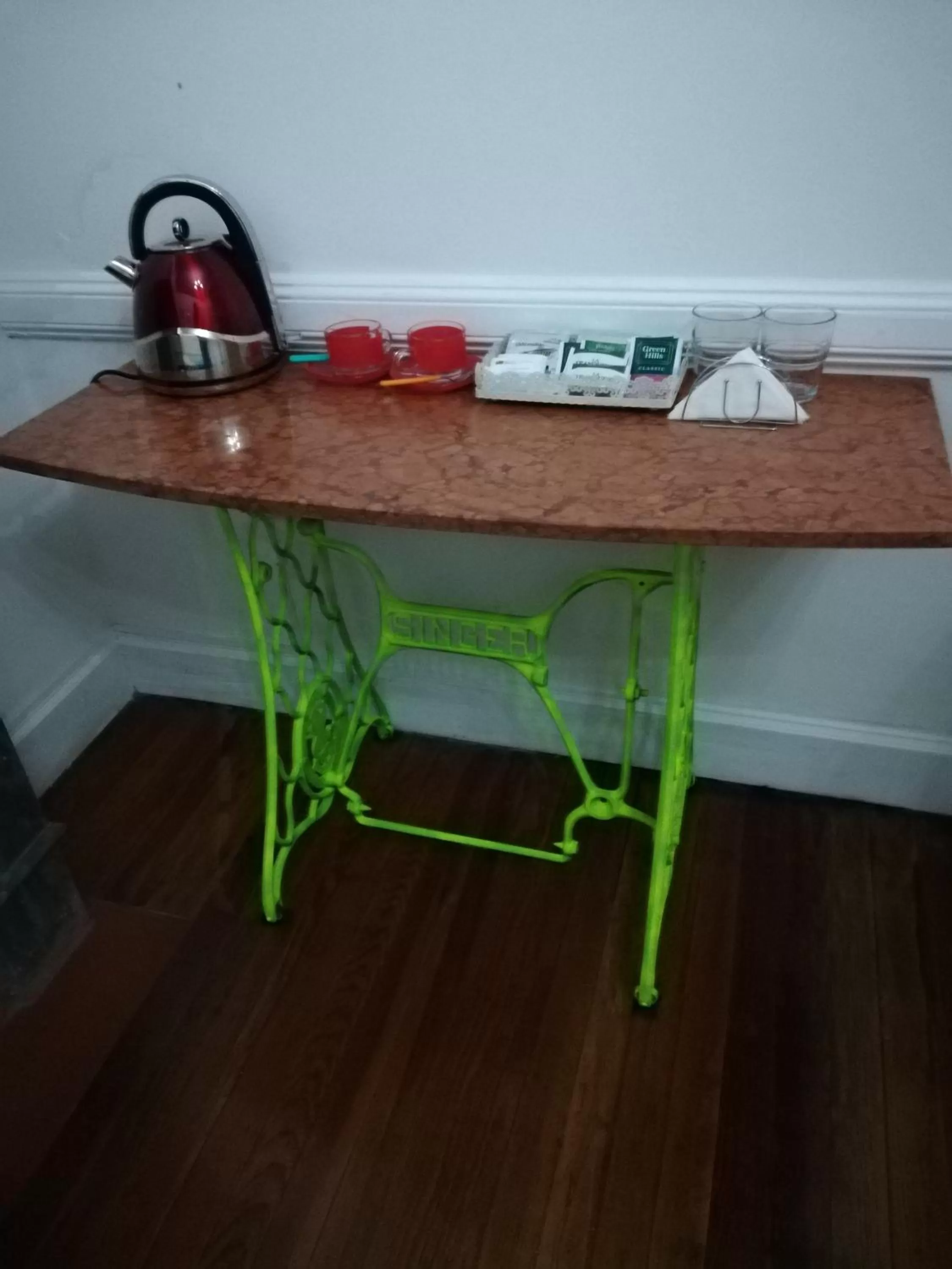 Kitchen/Kitchenette in Casablanca Boutique Hotel Adrogué