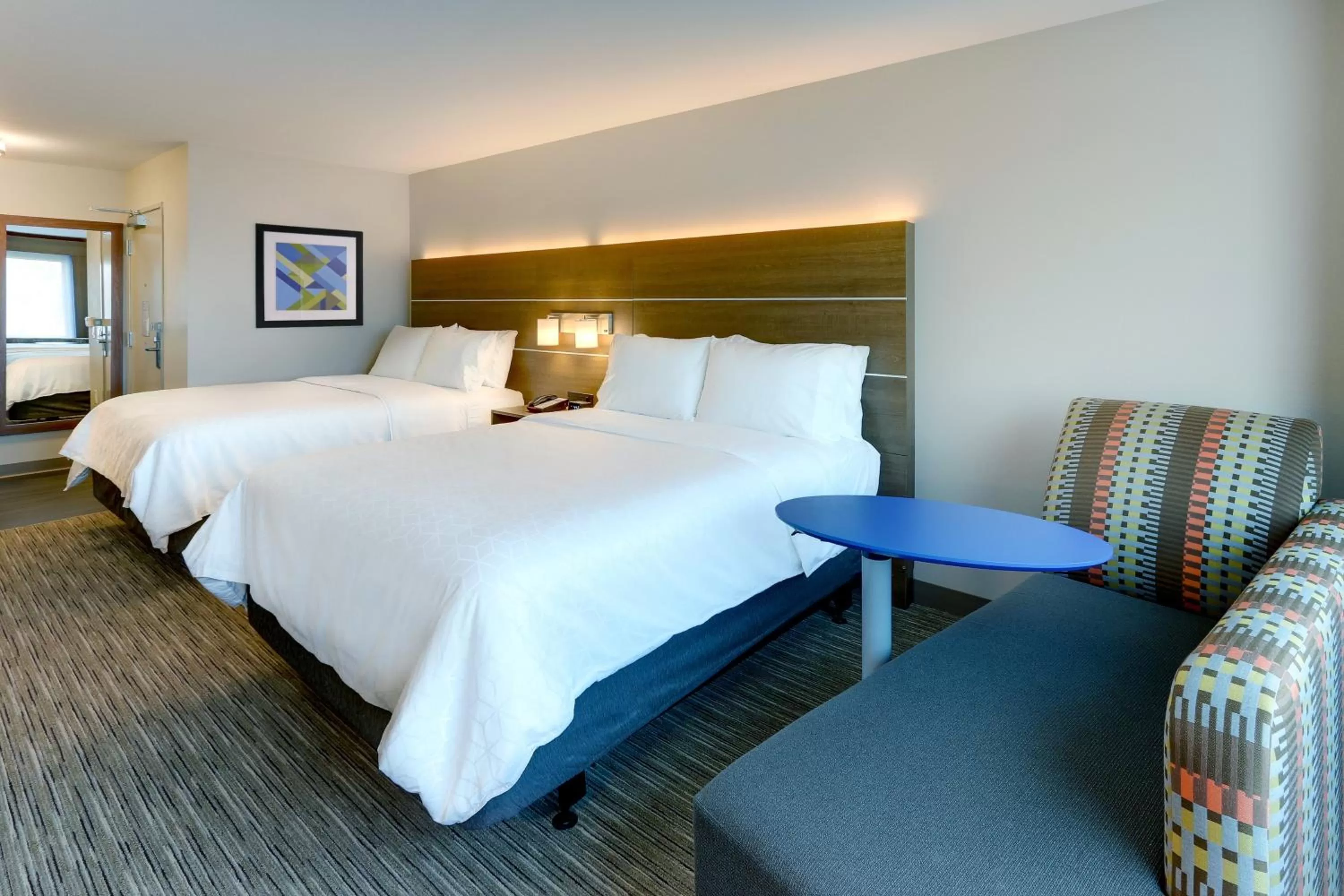 Photo of the whole room, Bed in Holiday Inn Express & Suites - Middletown - Goshen by IHG