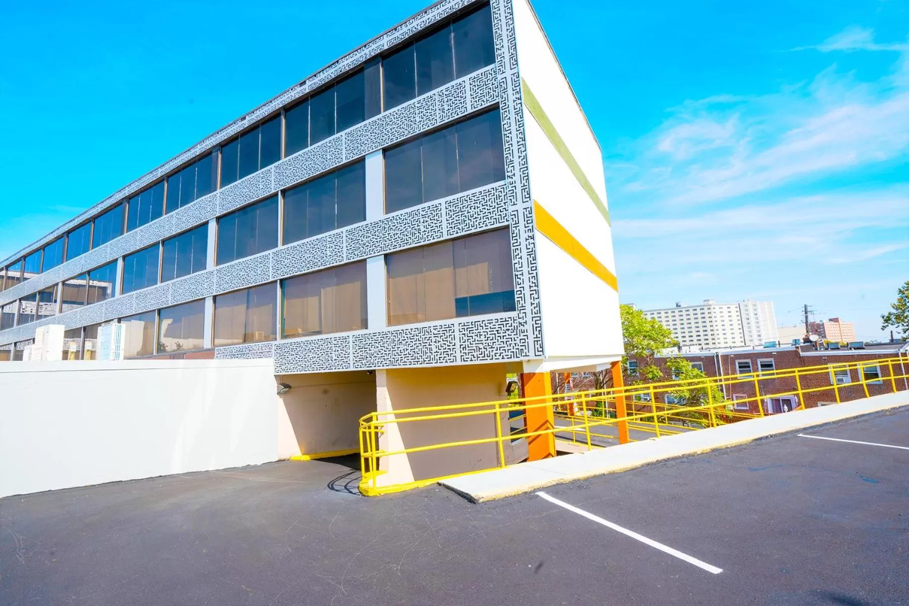 Property building in Philly Inn & Suites