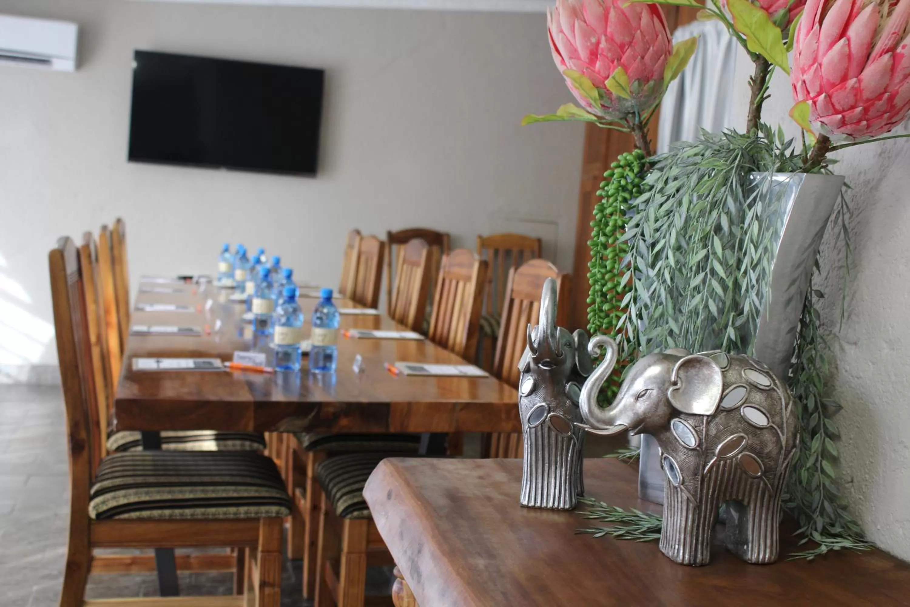 Meeting/conference room in Ivory Tusk Lodge