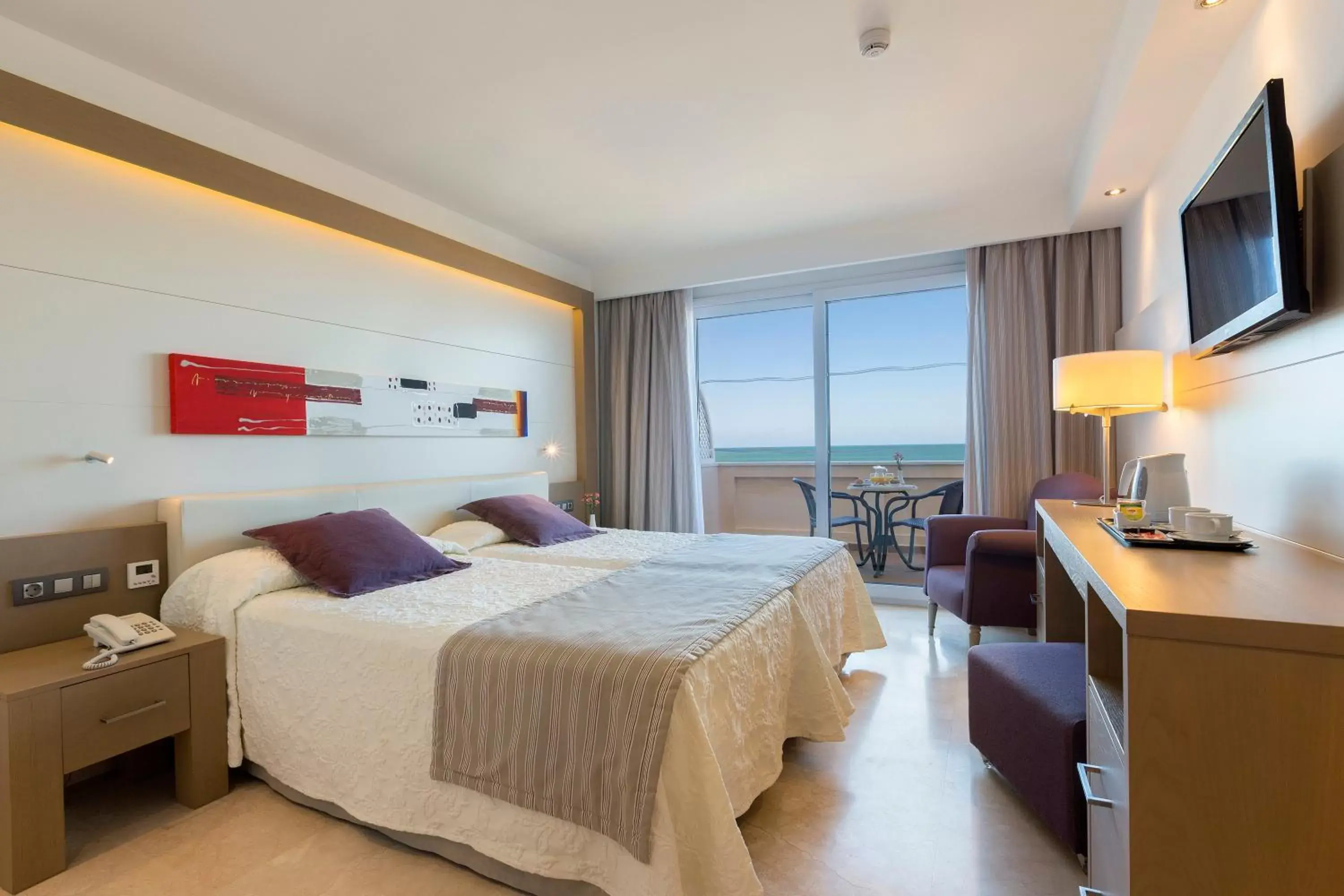 Double Room with Sea View in Hipotels Playa La Barrosa - Adults Only Double Room with Sea View in Hipotels Playa La Barrosa - Adults Only