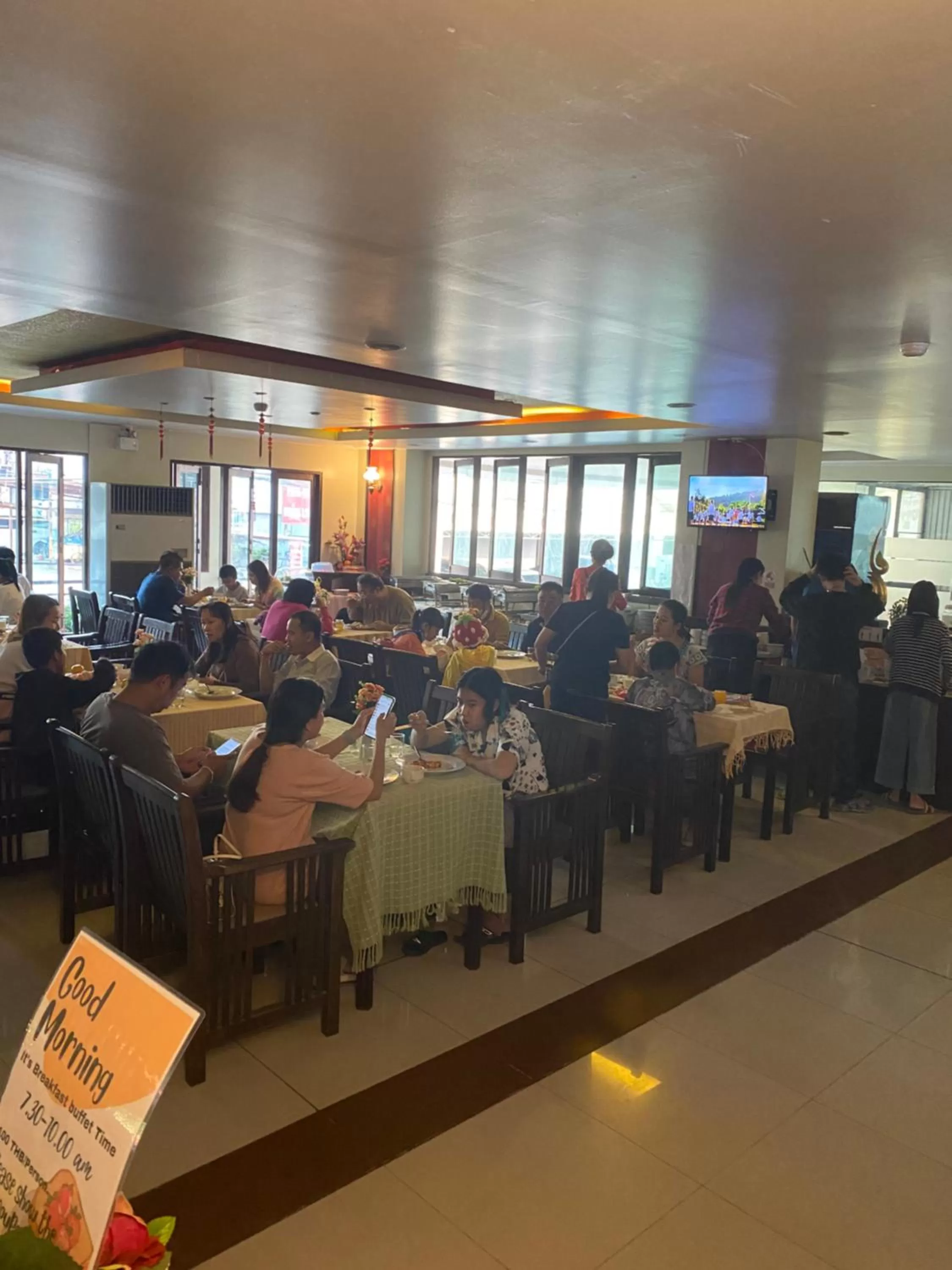 Restaurant/places to eat in Noble Place Chiangmai