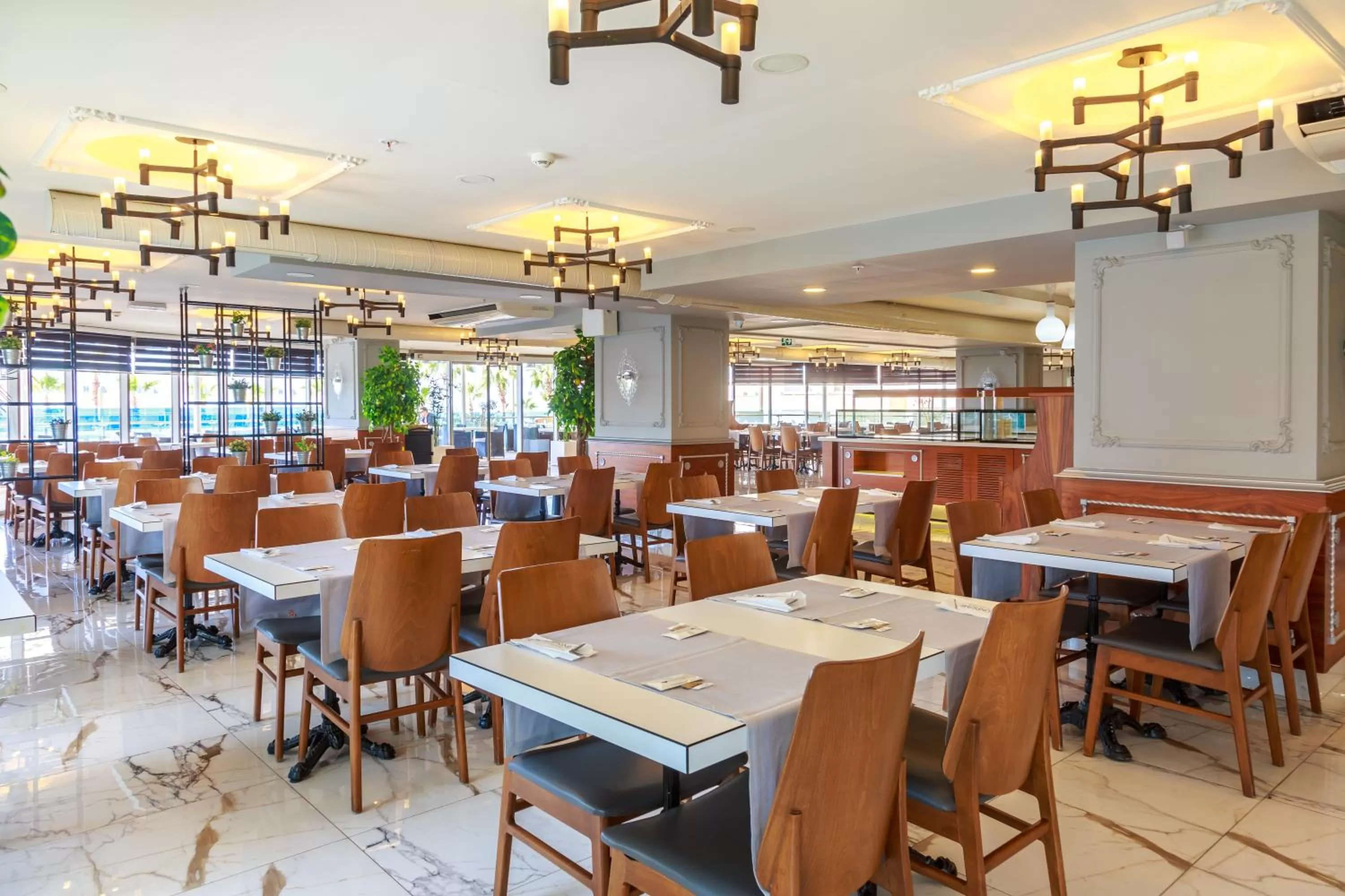 Restaurant/places to eat in Sunprime C-Lounge - Adult Only