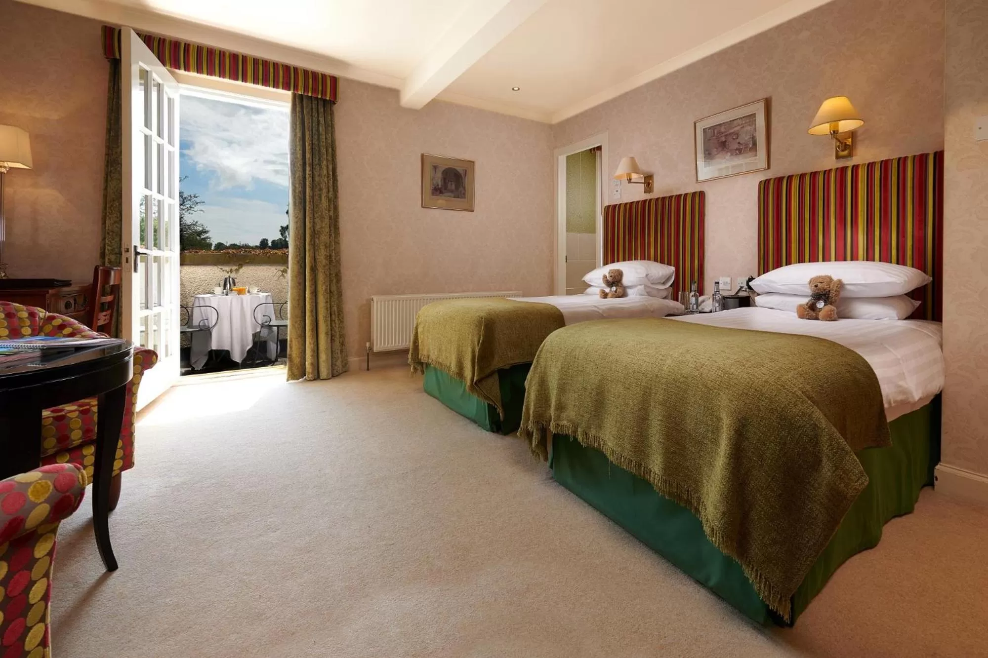 Bedroom, Bed in Rufflets St Andrews