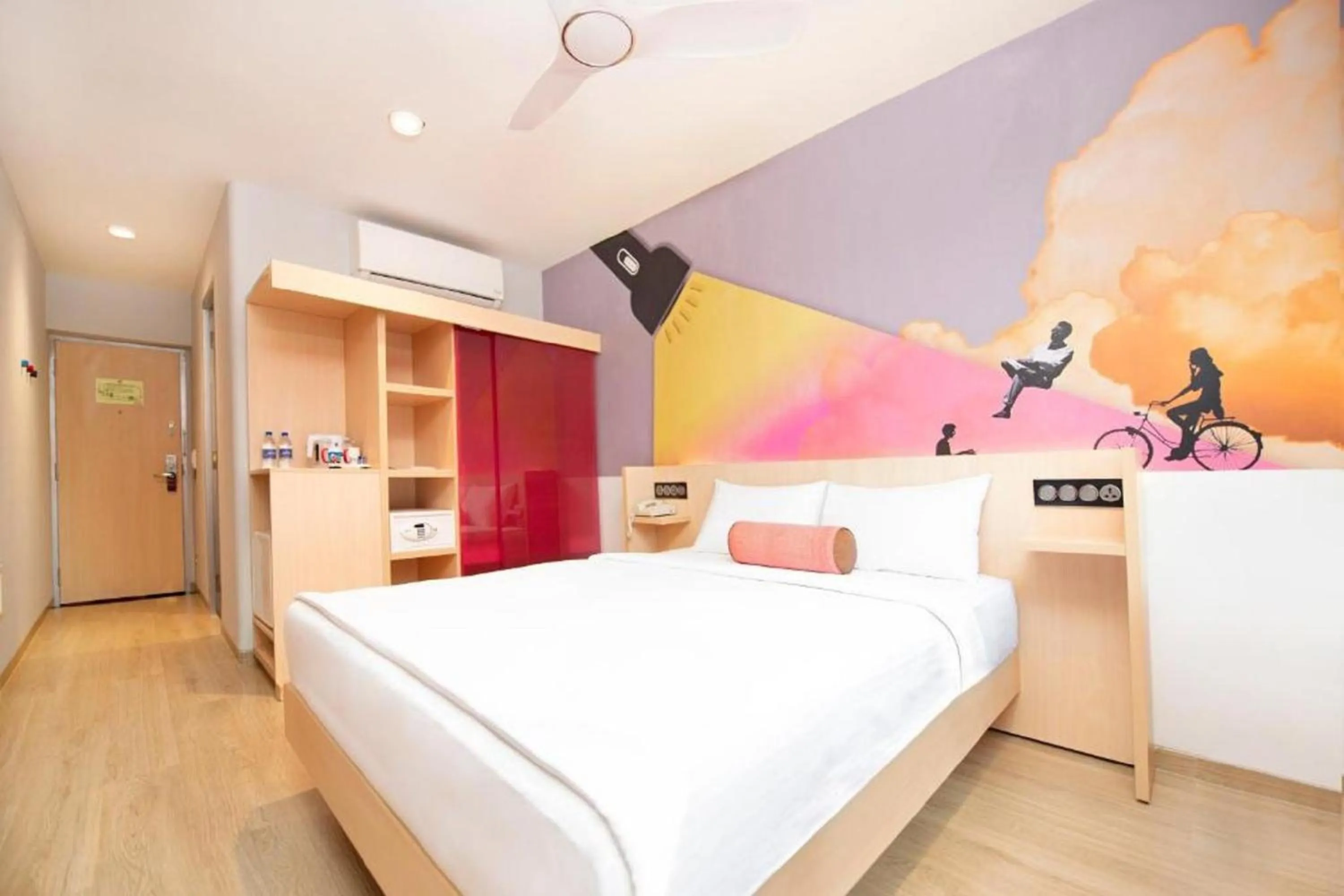 Bedroom, Bed in Ginger East Delhi