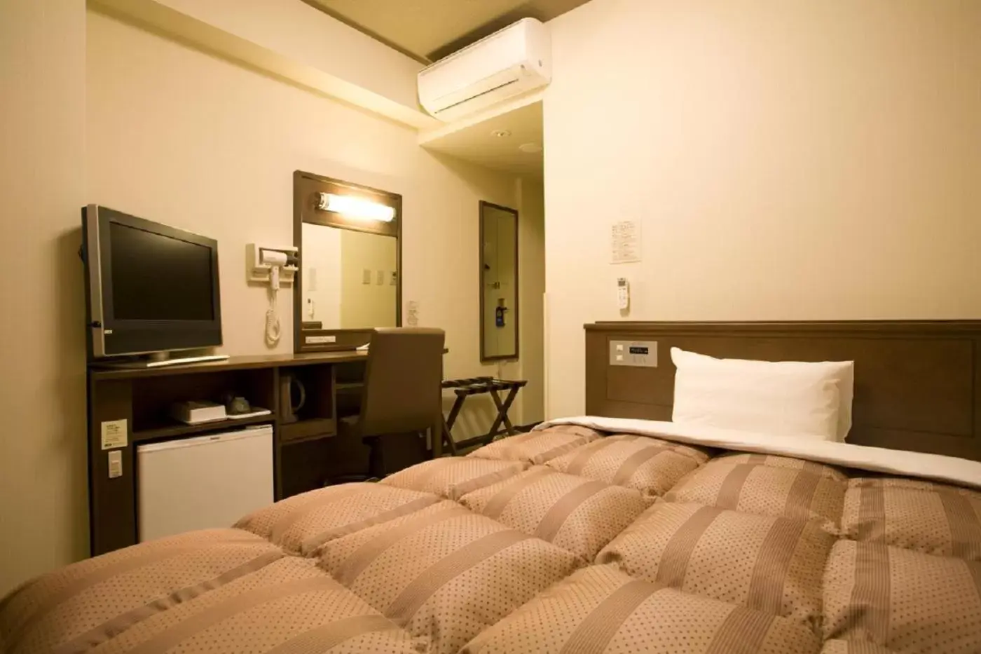 Comfort Single Room - single occupancy - Smoking in Hotel Route-Inn Yurihonjo Comfort Single Room - single occupancy - Smoking in Hotel Route-Inn Yurihonjo