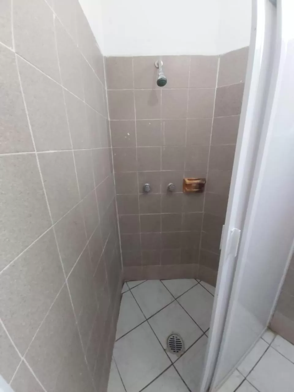 Shower in Hotel Ayalamar Manzanillo