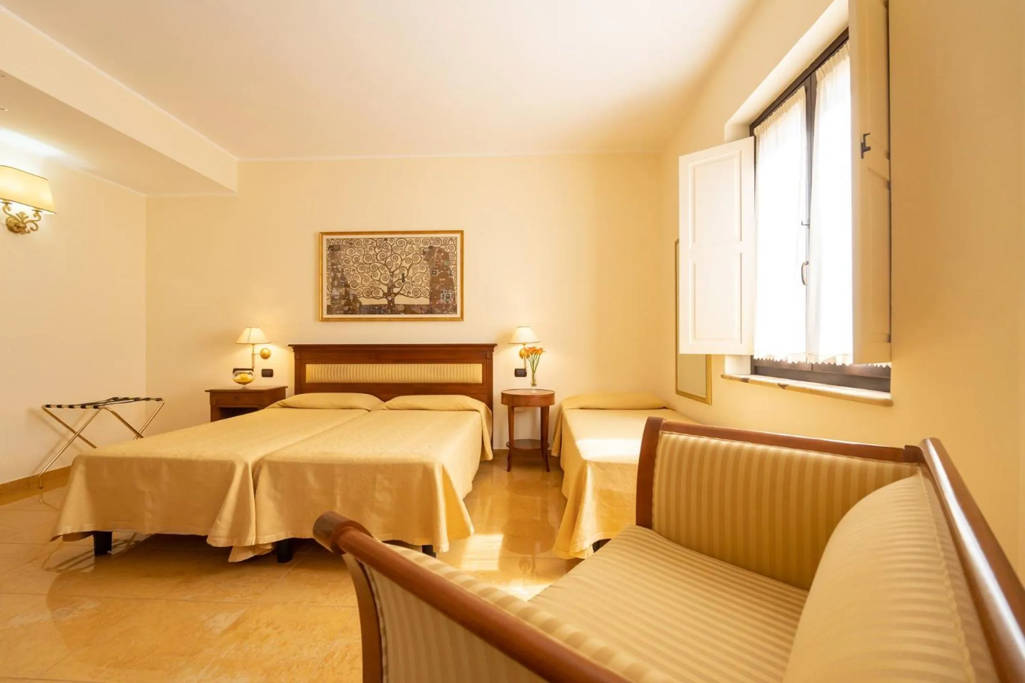 Bedroom, Bed in Hotel Ristorante Vecchia Vibo