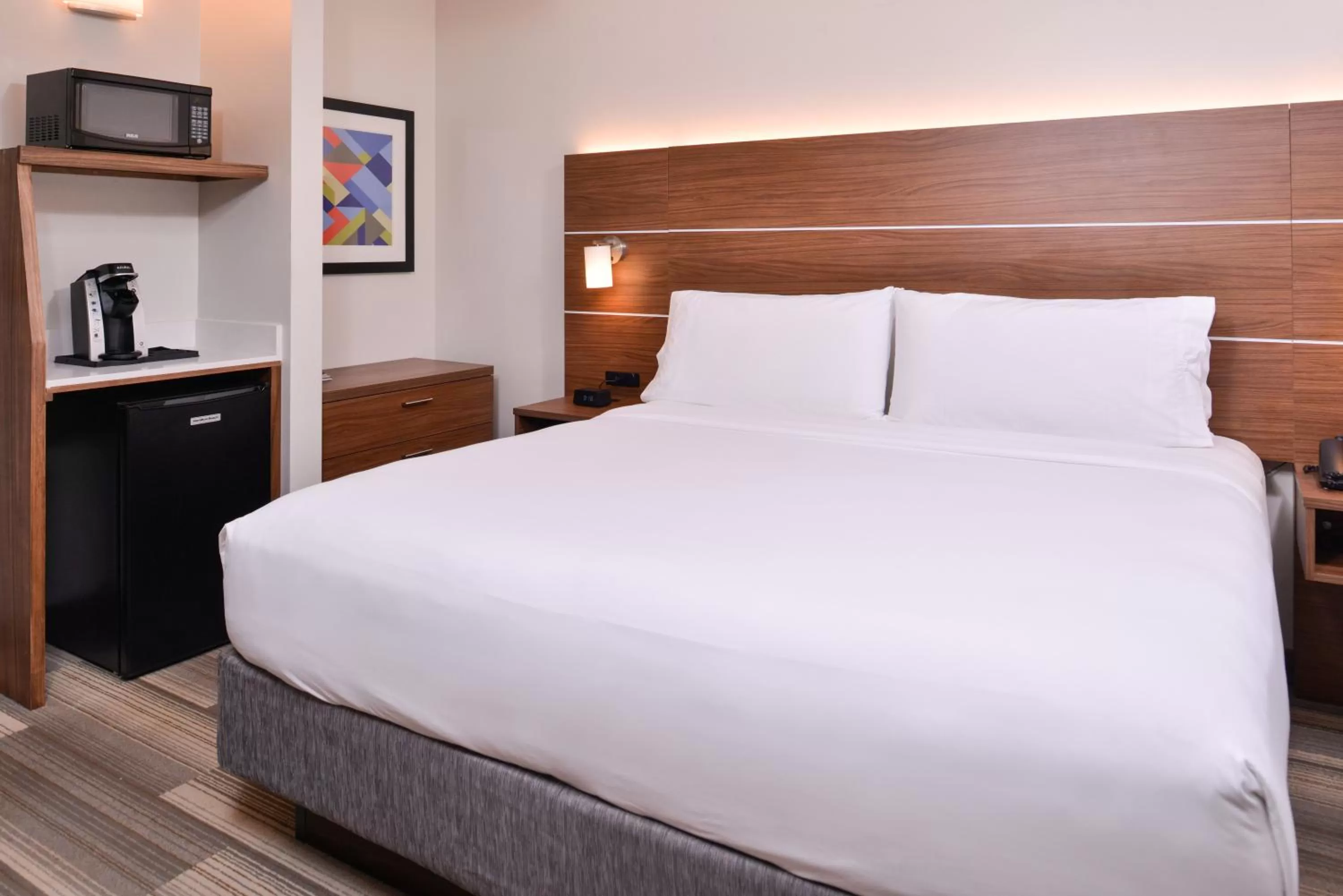 Photo of the whole room, Bed in Holiday Inn Express New Orleans - Arts District by IHG