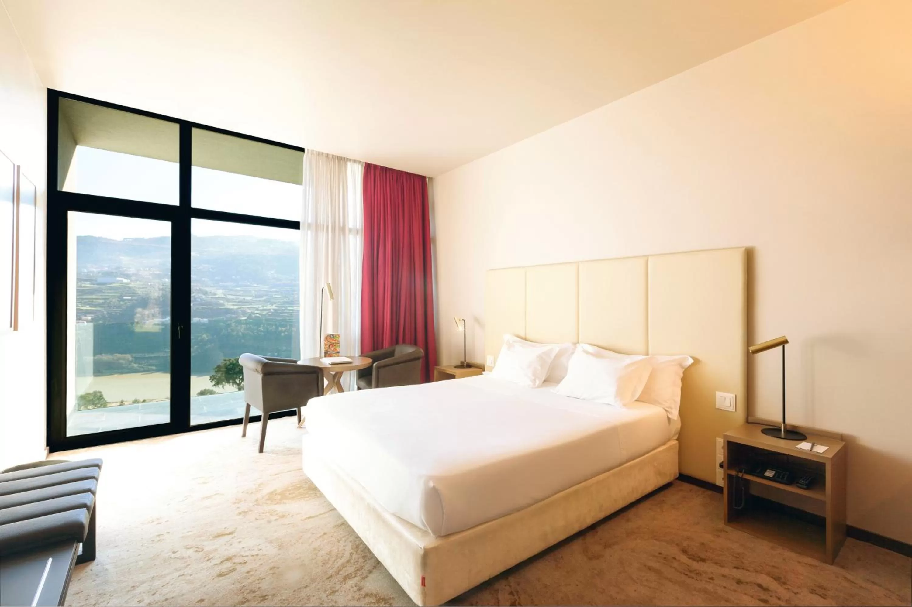 Bedroom, Bed in Douro Palace Hotel Resort & SPA