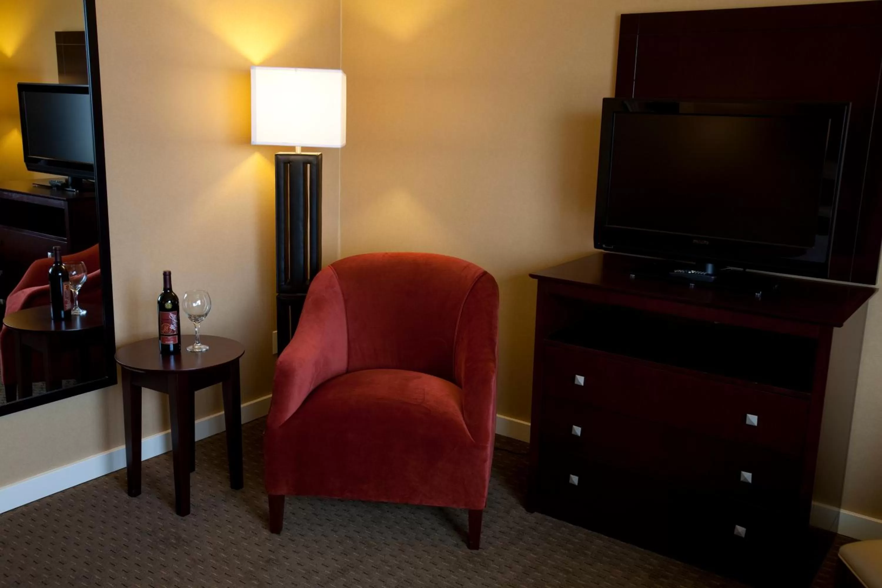 TV and multimedia in Celilo Inn