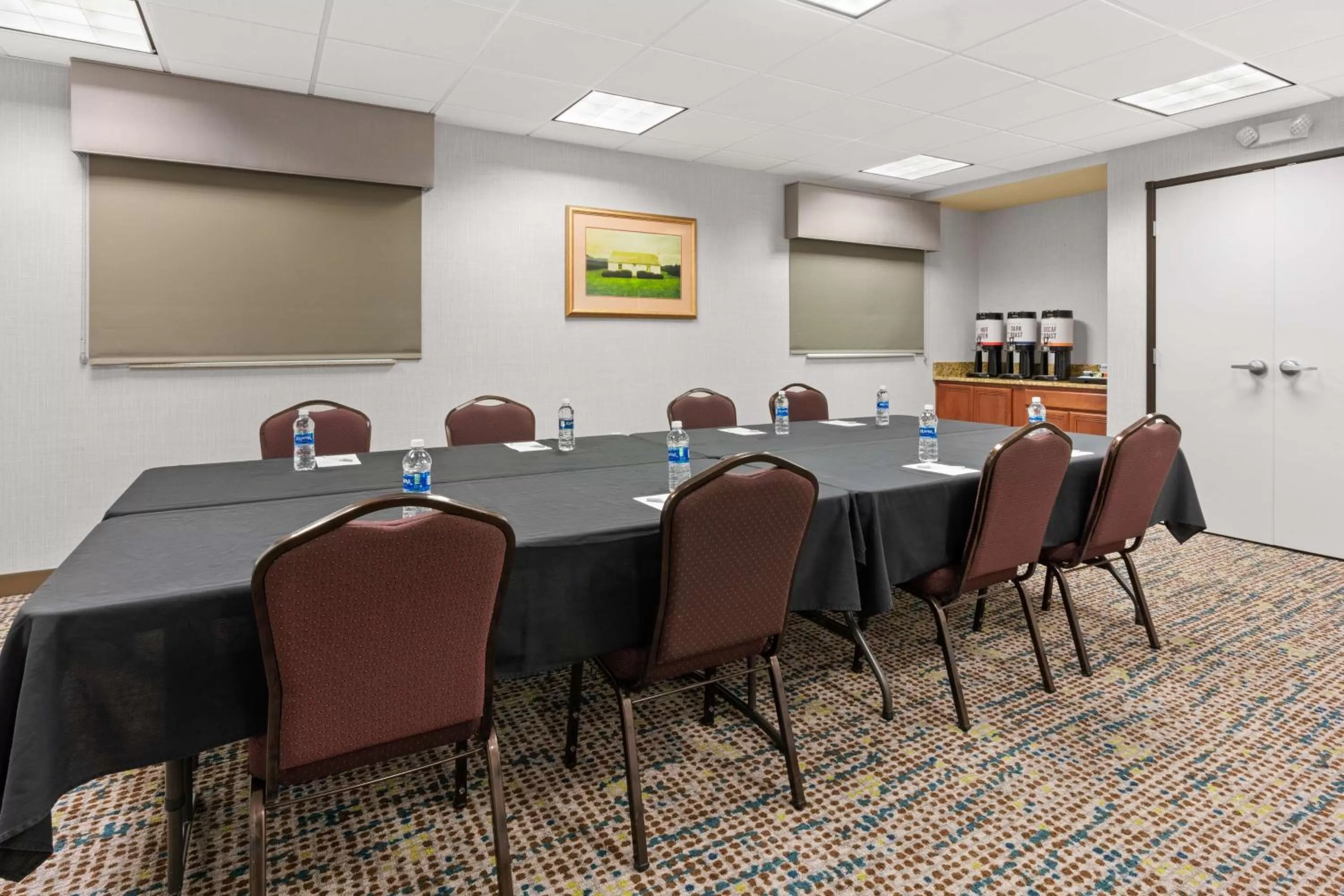 Meeting/conference room in Hampton Inn & Suites Burlington