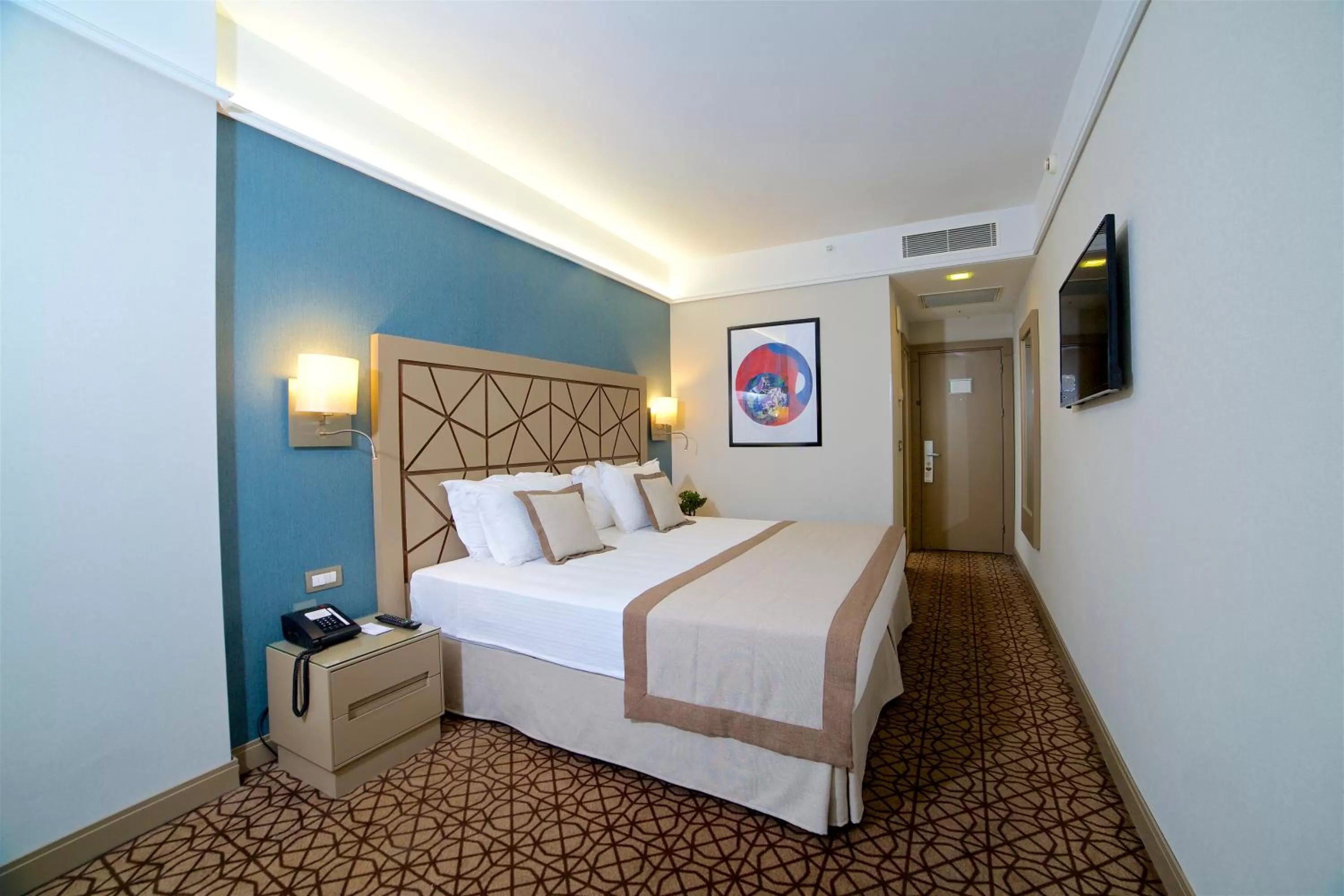 Standard King Room in Ramada By Wyndham İstanbul Taksim