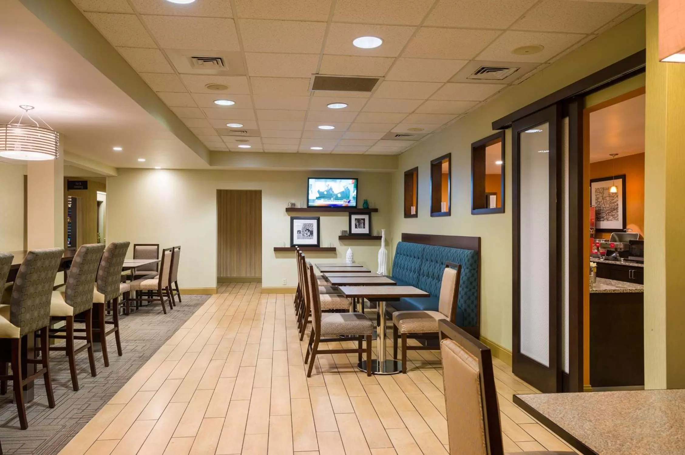 Lobby or reception in Hampton Inn Danville