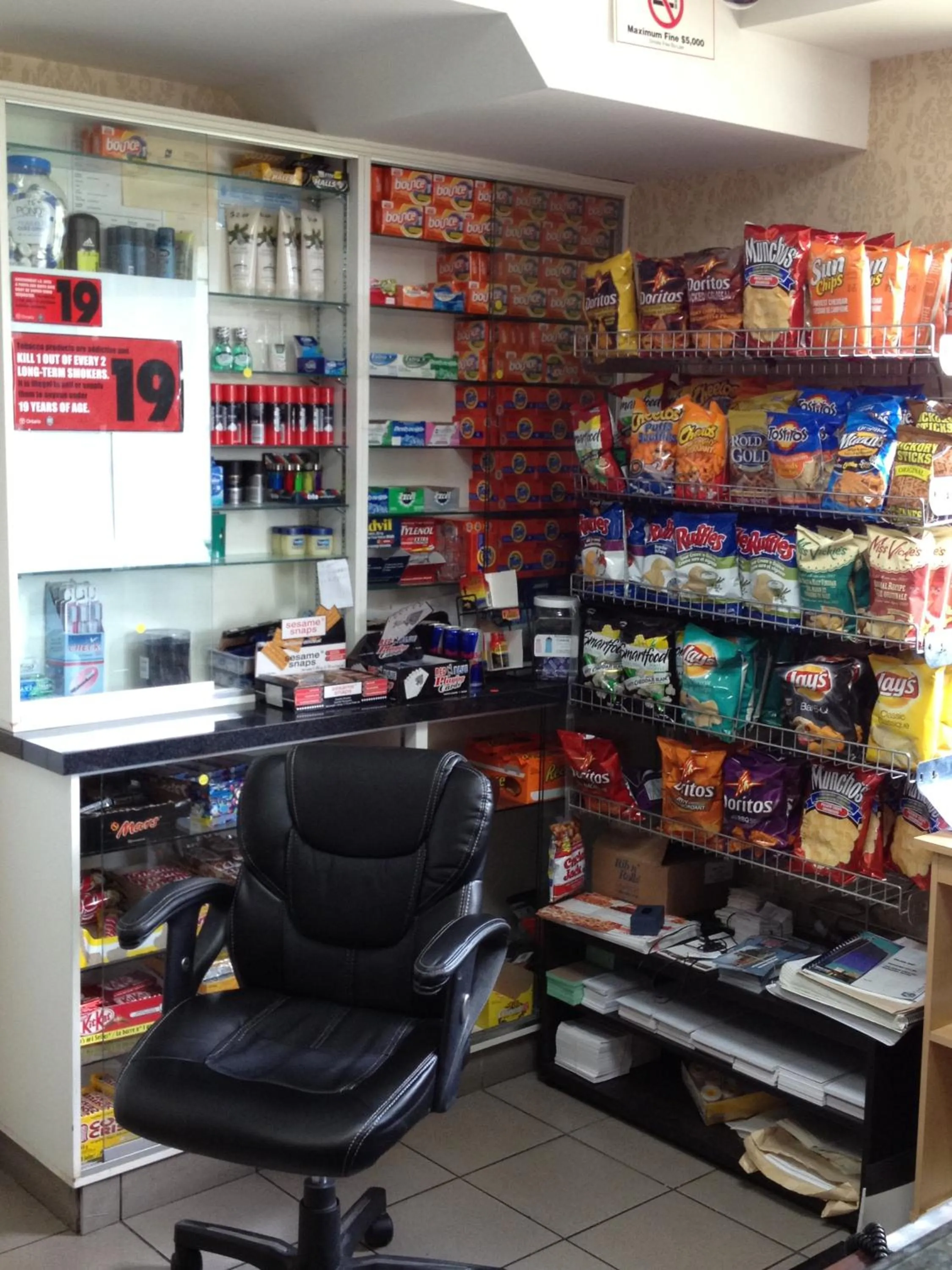 Food and drinks in Mississauga Gate Inn