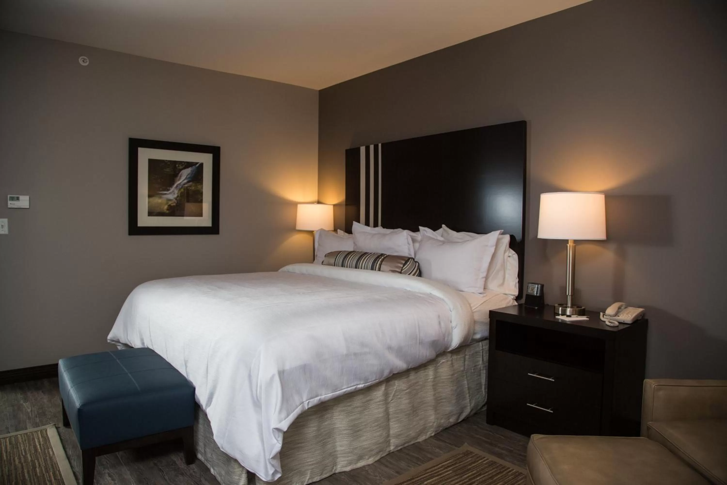 Bed in Hotel at Batavia Downs