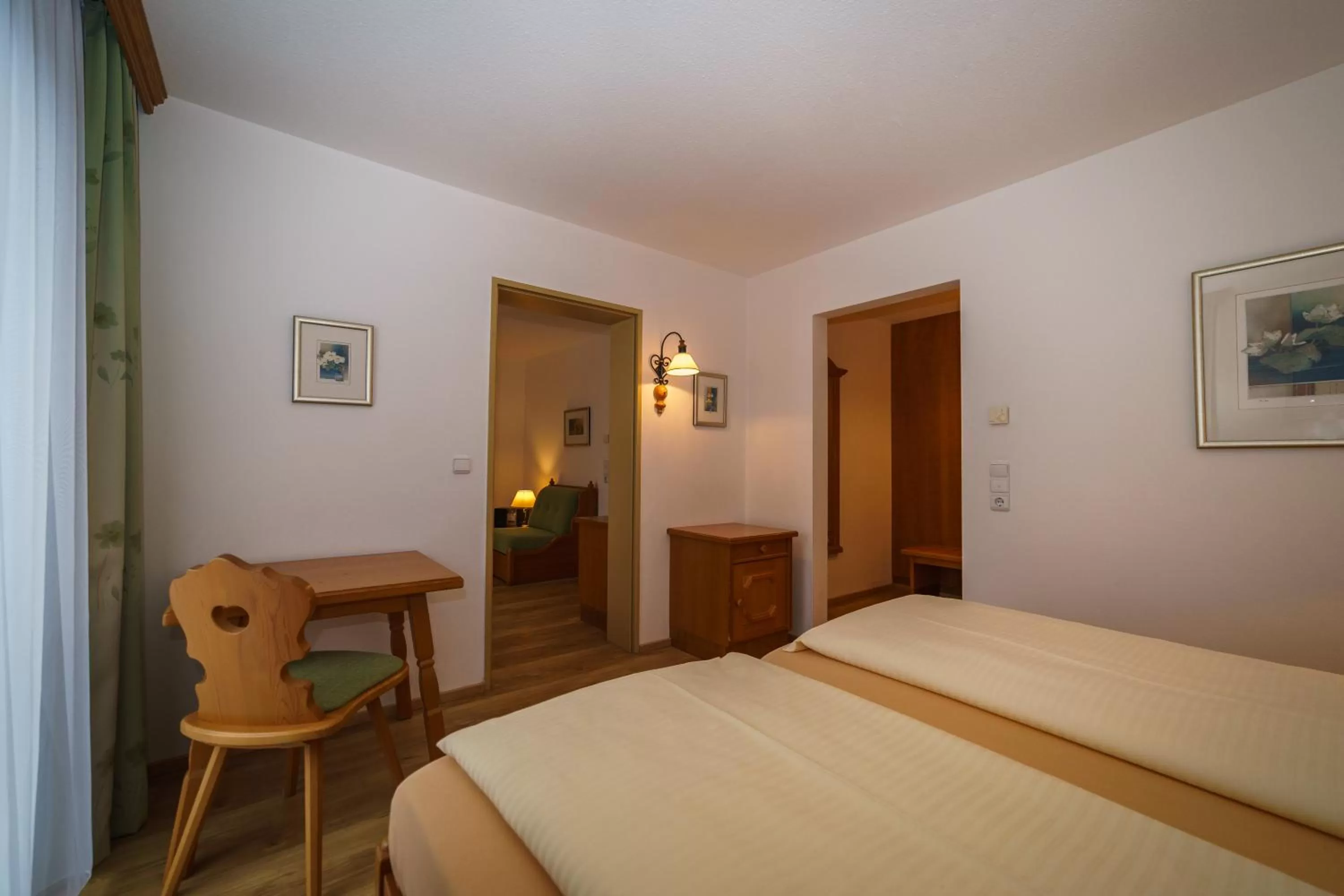 Photo of the whole room, Bed in Parkhotel Sonnenhof