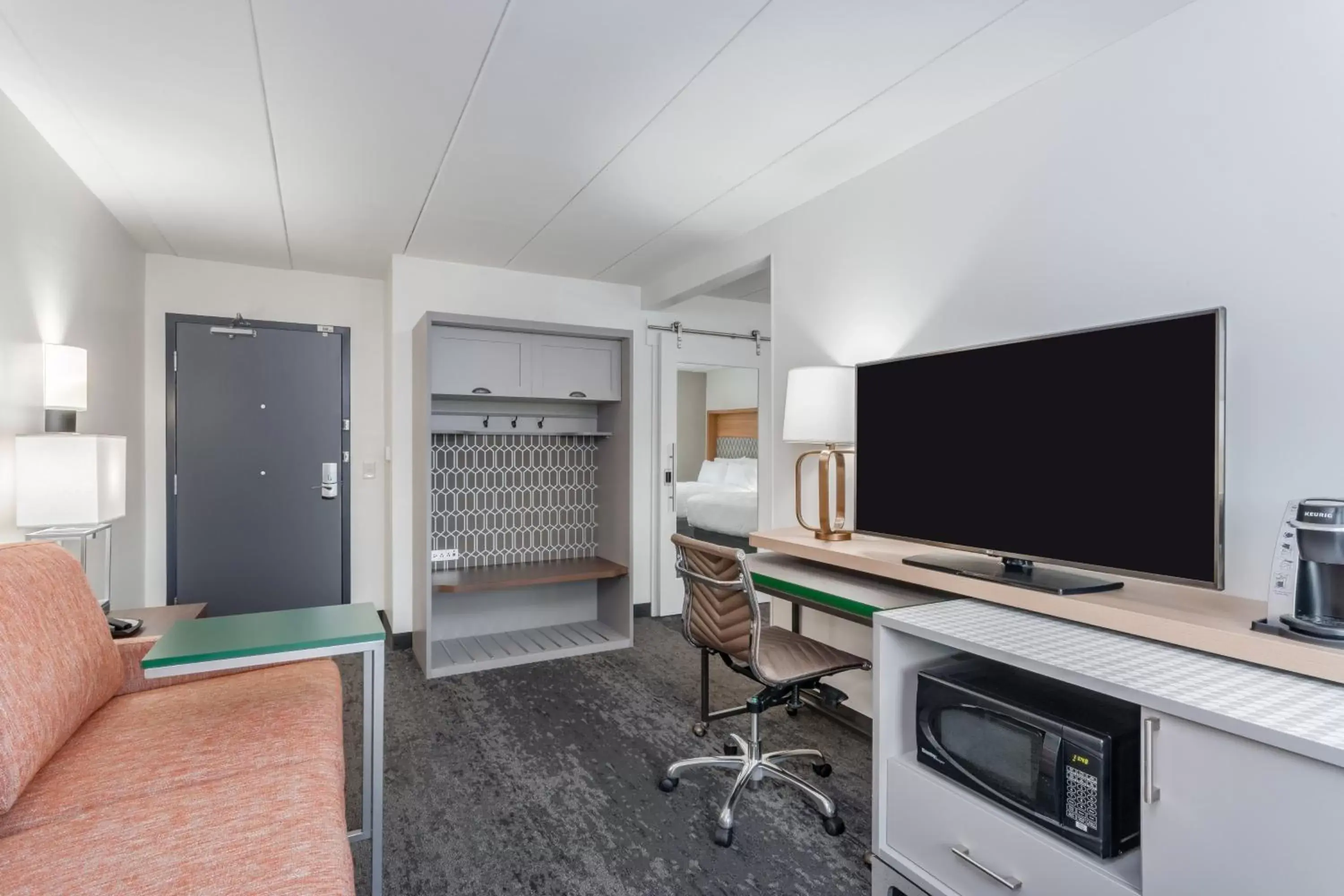 Suite with Two Queen Beds in Holiday Inn - Columbus by IHG Suite with Two Queen Beds in Holiday Inn - Columbus by IHG