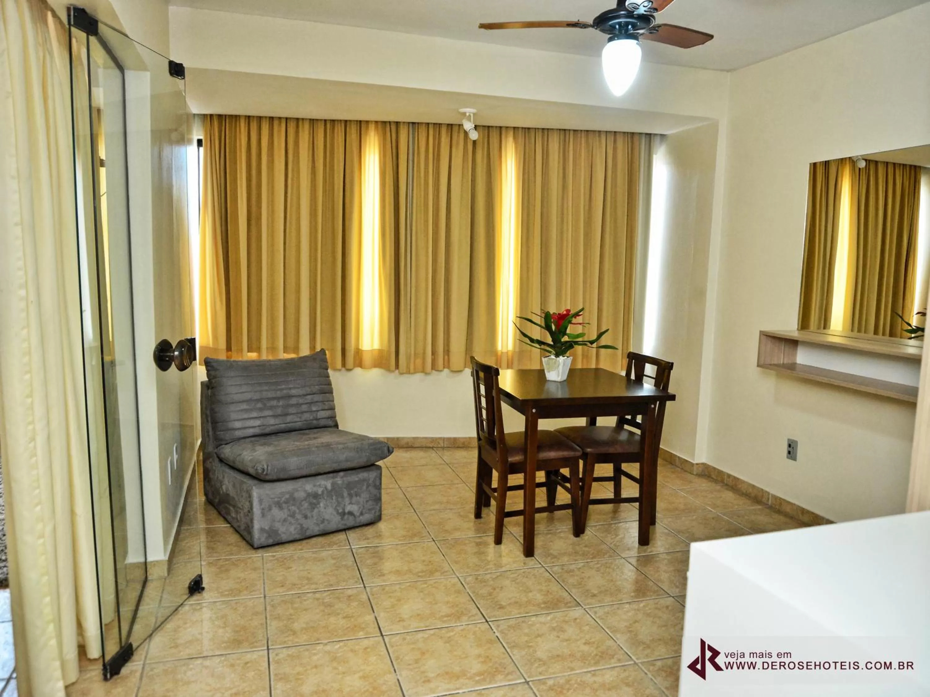 Living room, Seating Area in De Rose Palace Hotel