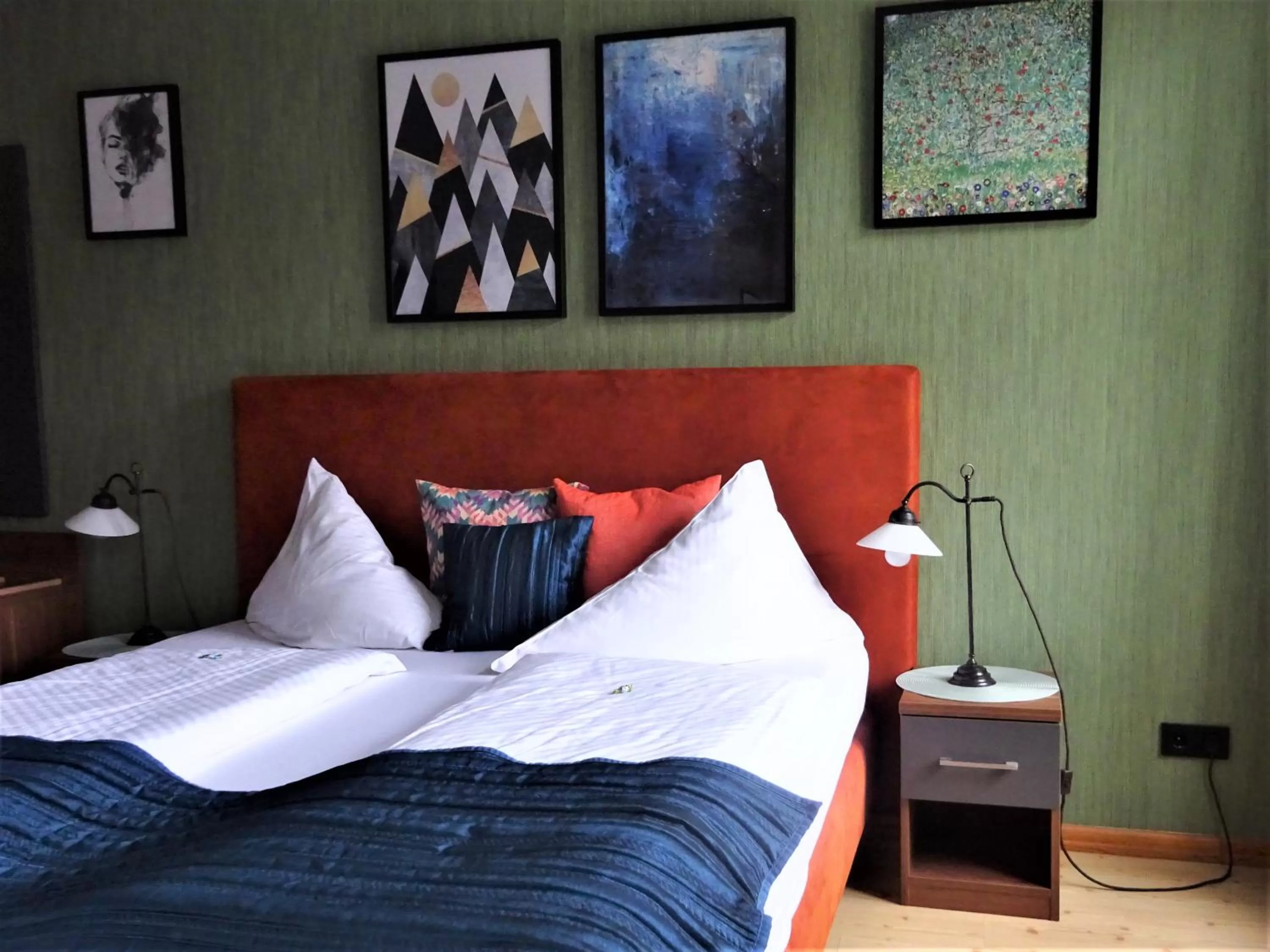 Bed in Pension Zur Fährbrücke