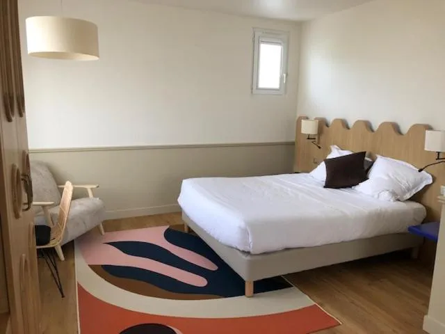 Bedroom, Bed in Family Golf Hotel