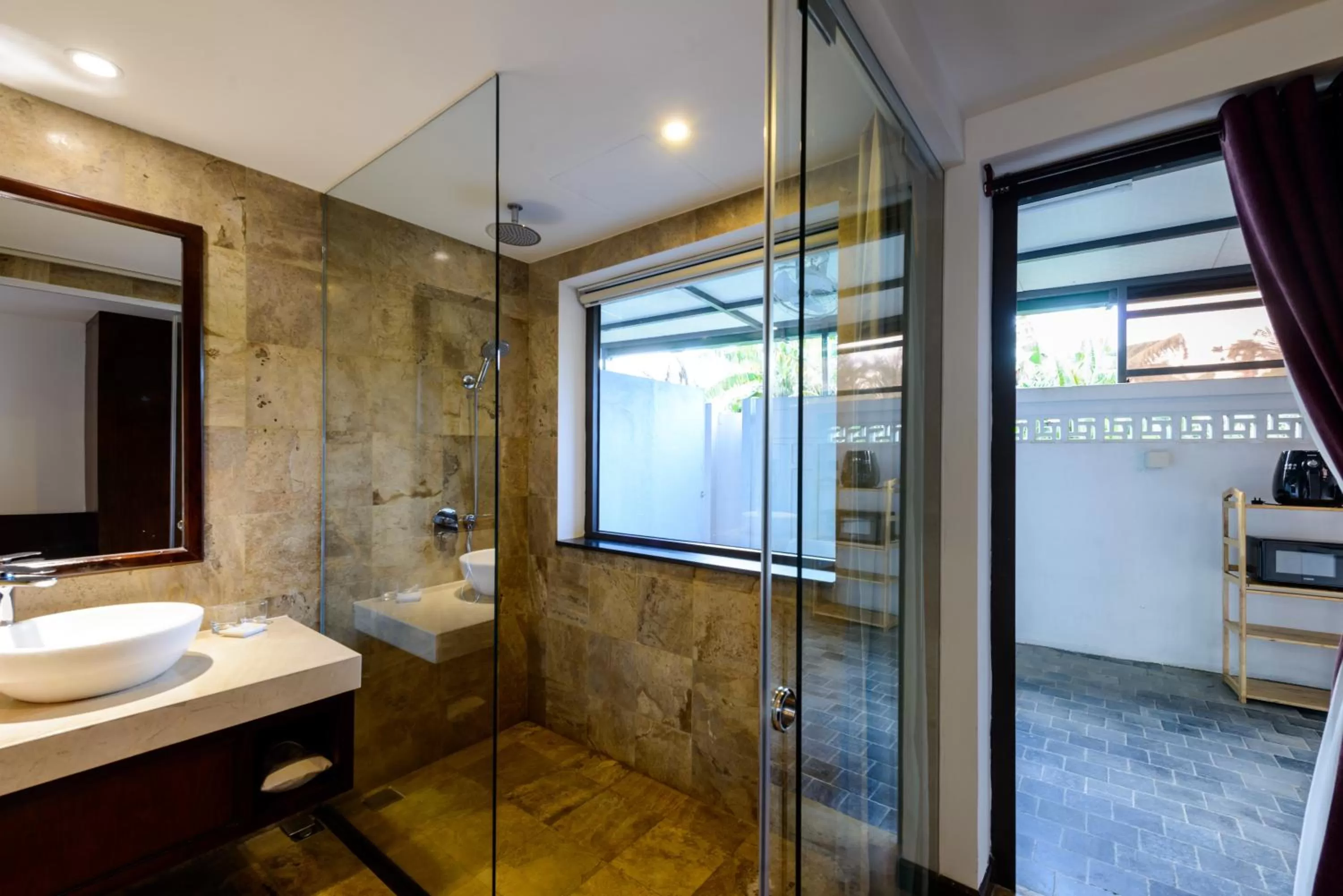 Shower in SENVILA Boutique Resort & Spa