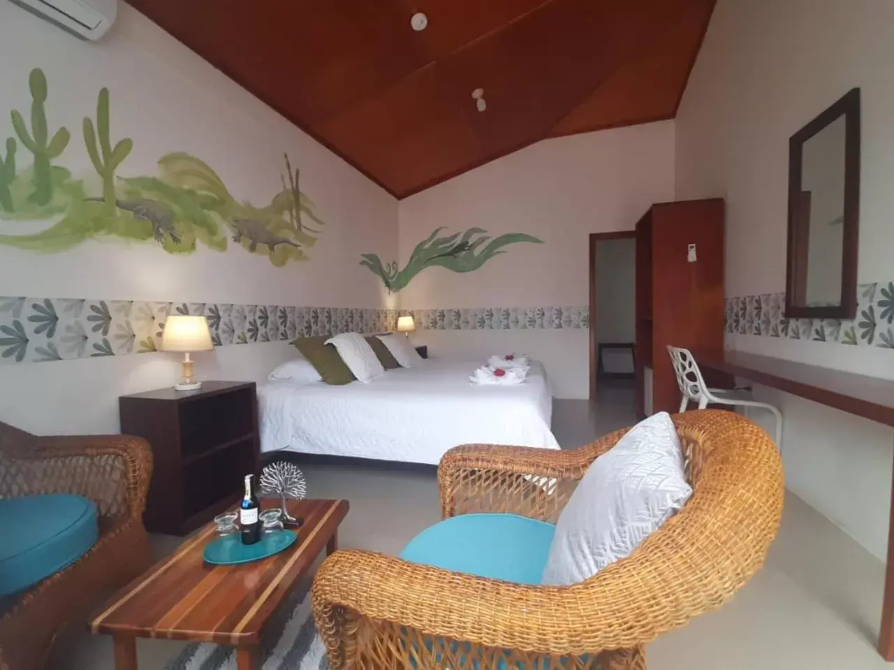 Deluxe Double Room in Hotel Coral Blanco with high speed internet Starlink Deluxe Double Room in Hotel Coral Blanco with high speed internet Starlink