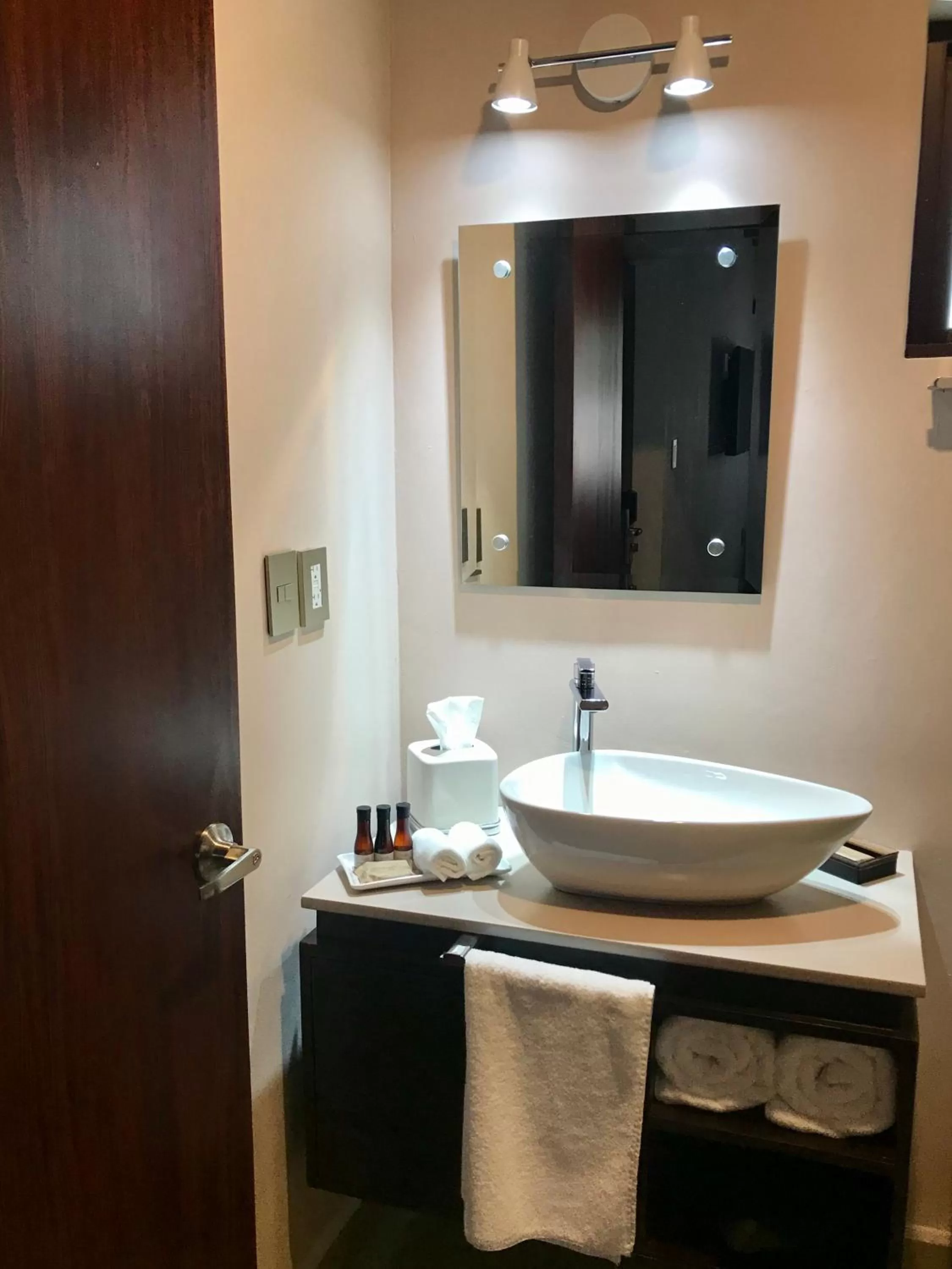 Bathroom in Casa Florencia Hotel Boutique