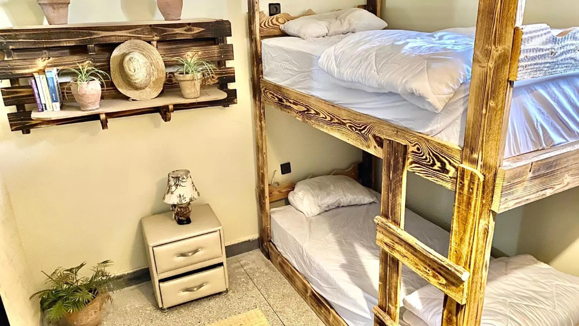 bunk bed in Anza surfhouse