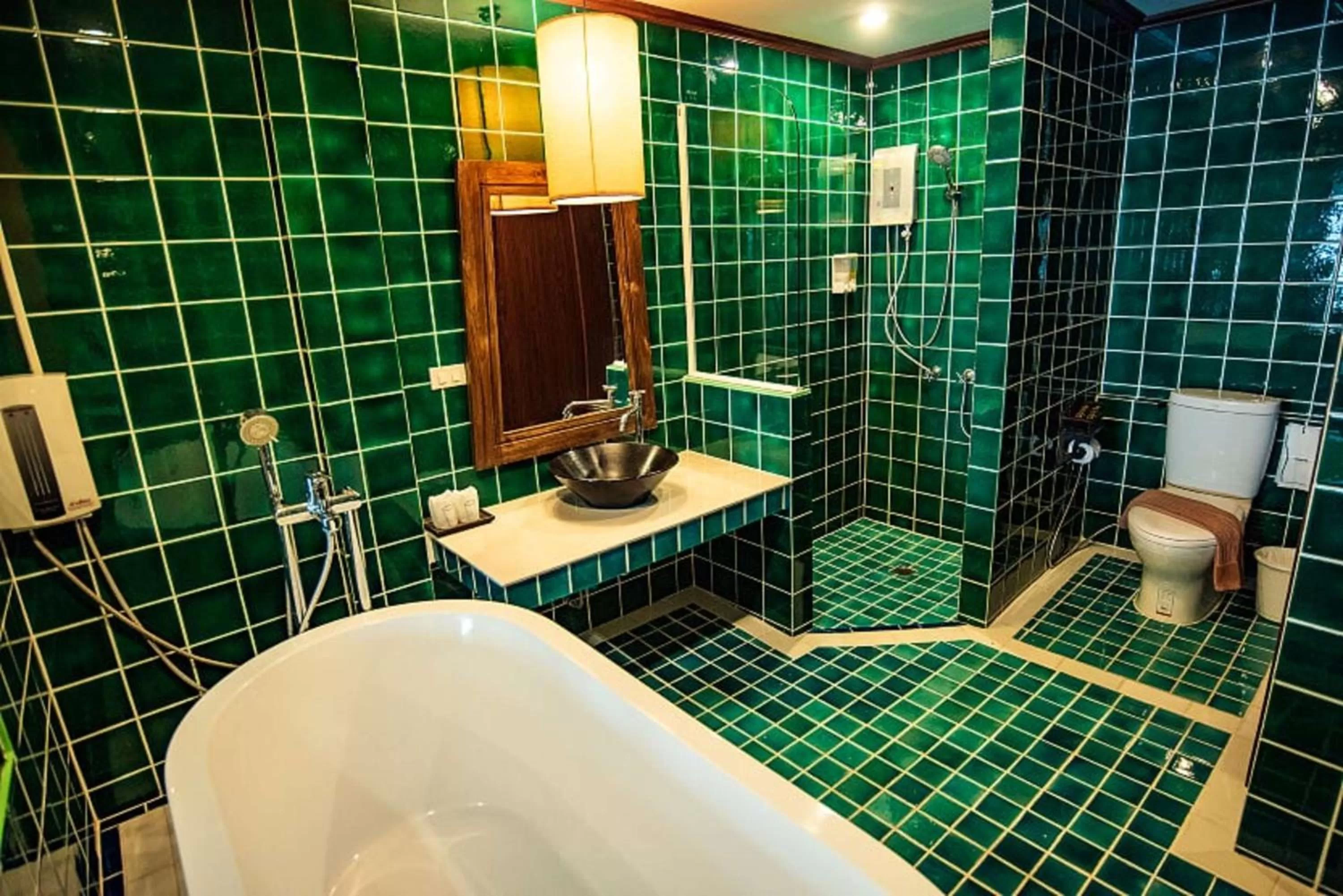 Bathroom in The LD Pattaya Hotel