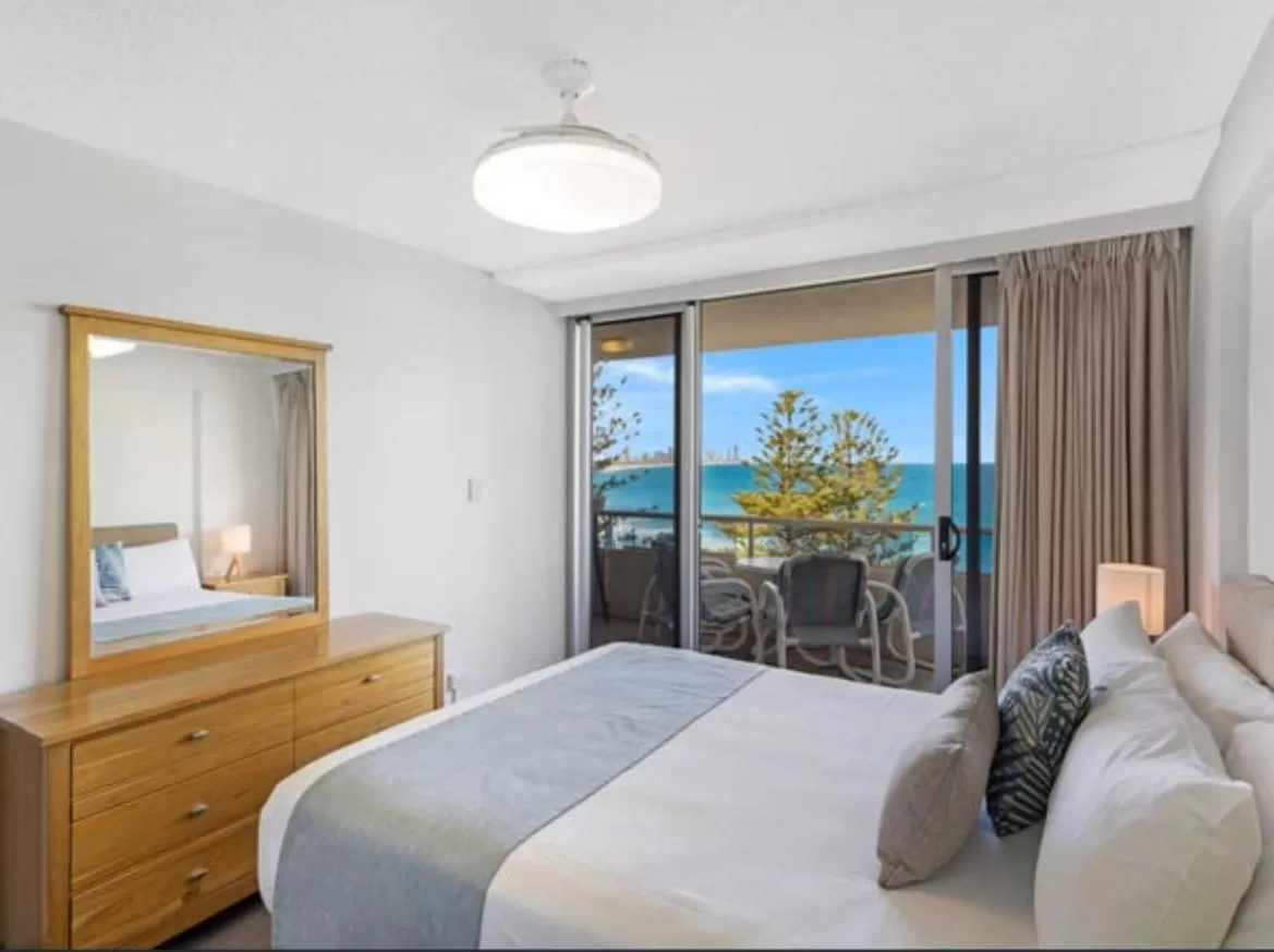 Bed in Park Towers-Goodwin Towers Holiday Units