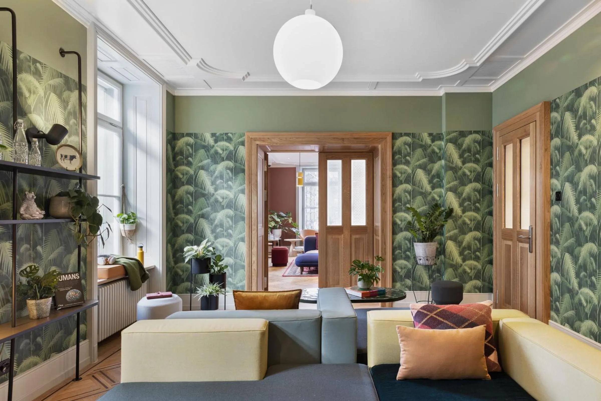 Library in Stay KooooK Bern City - Online Check In