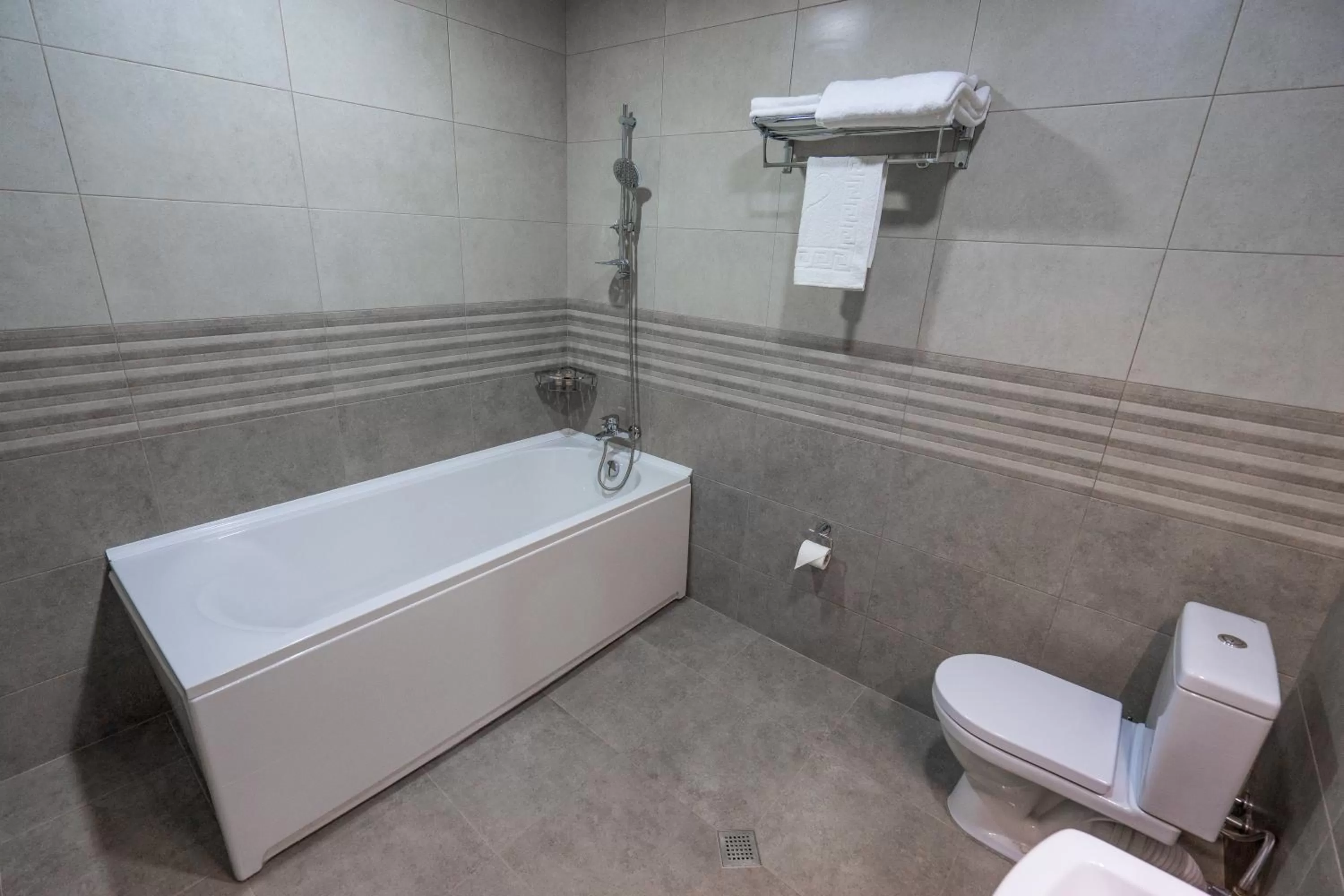 Bathroom in Hotel Imperial House