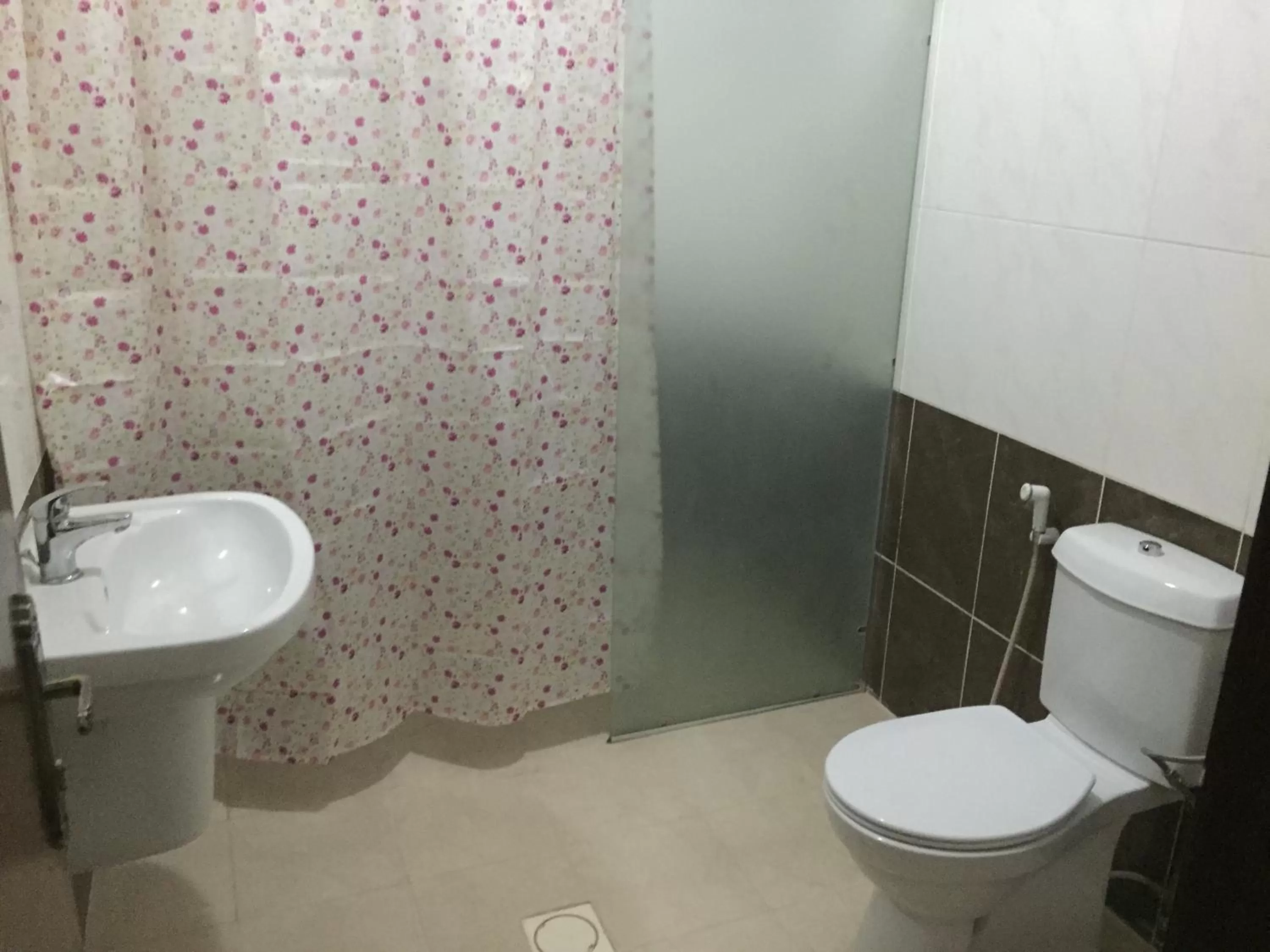 Bathroom in Al Tawheed Hotel Apartments
