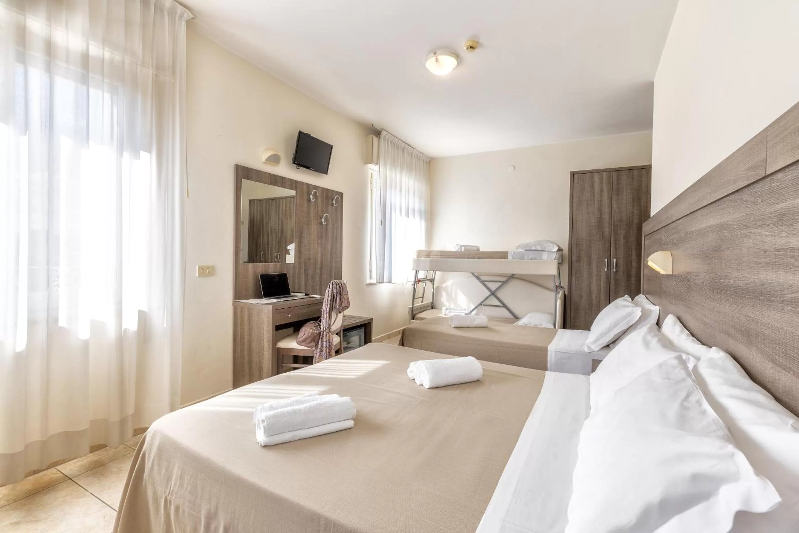 Bedroom in Hotel Edelweiss Riccione