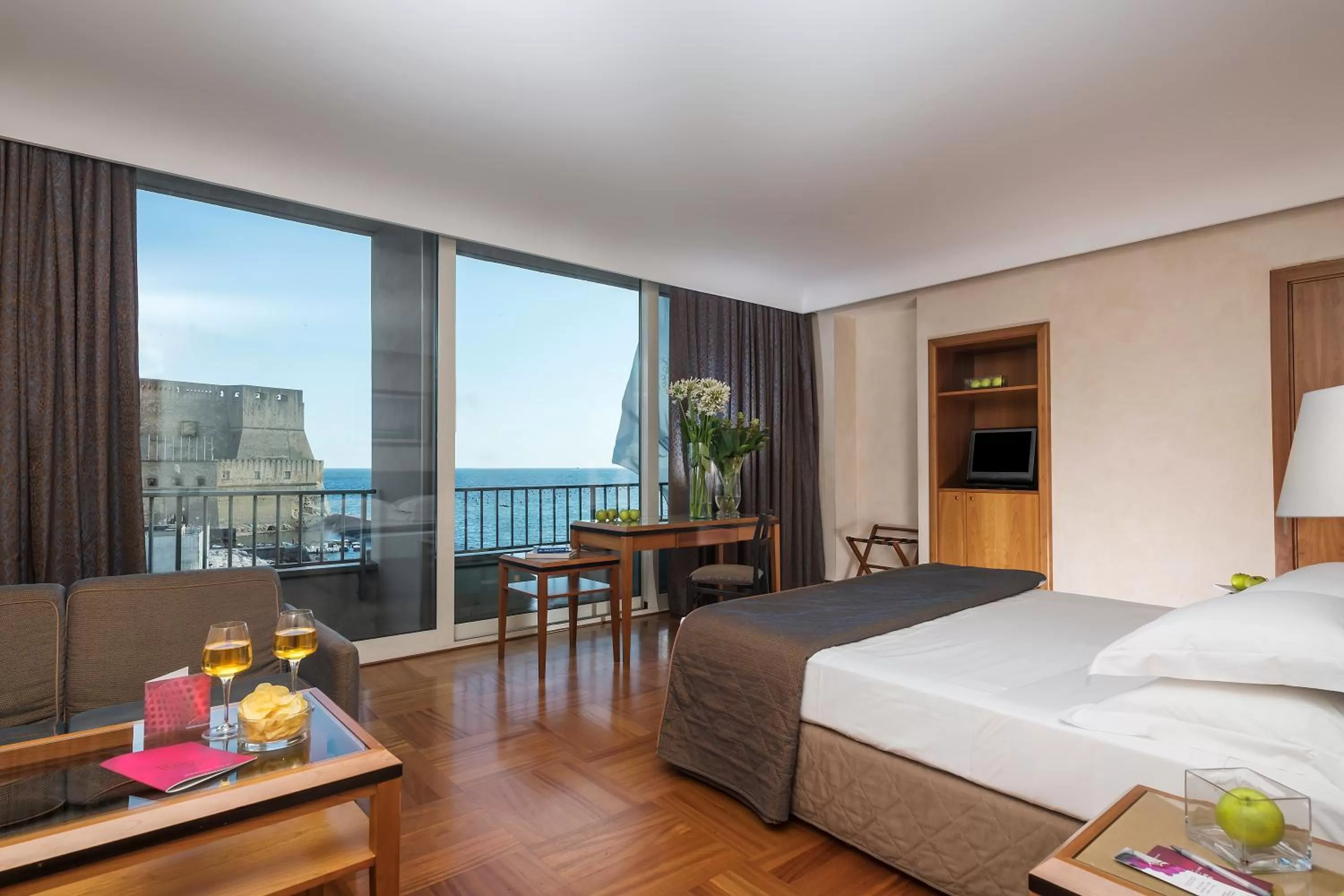 Deluxe Double Room with Sea View in Hotel Royal Continental