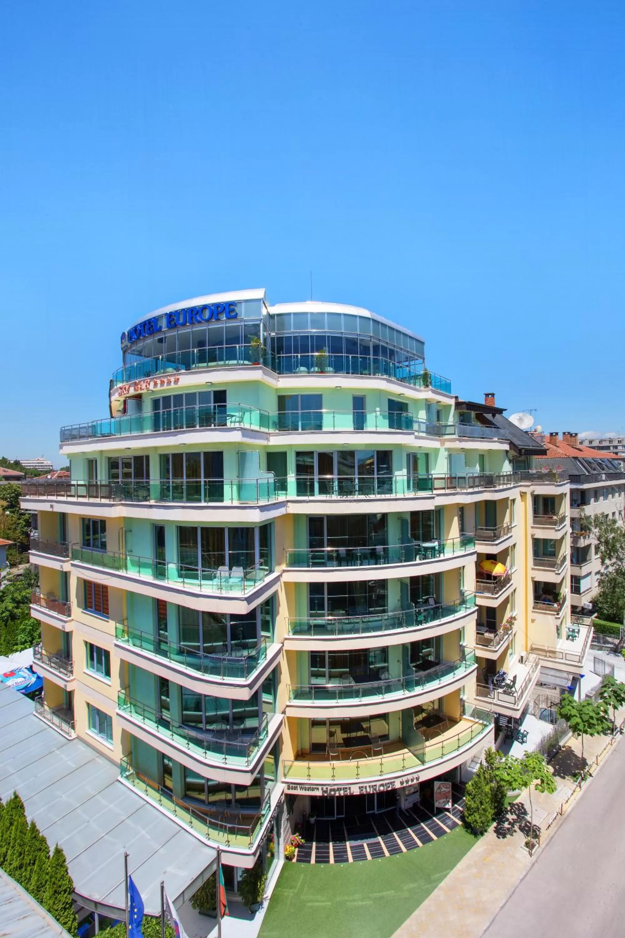 Facade/entrance in Europe Hotel