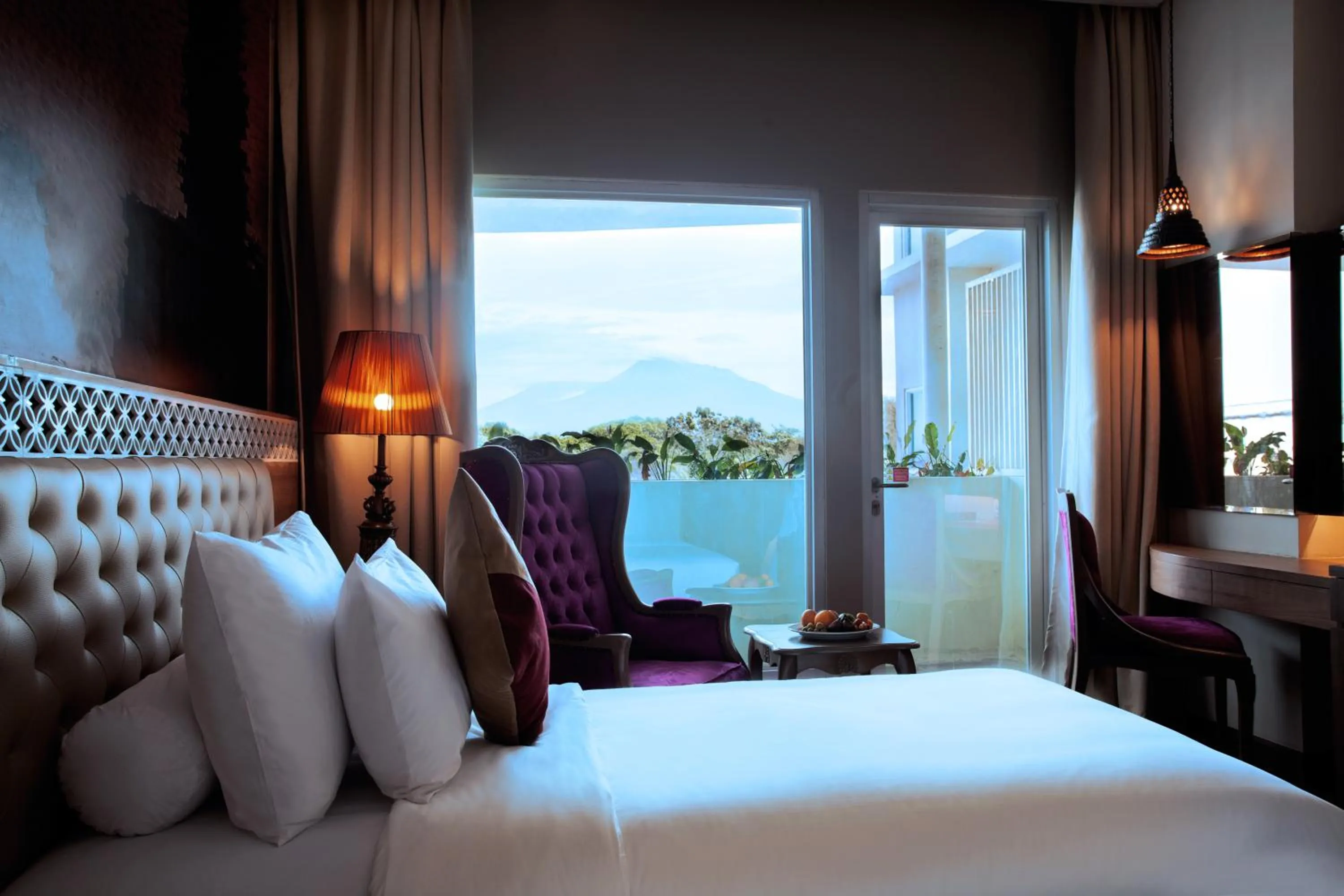 Bedroom, Bed in Grand Mercure Yogyakarta Adi Sucipto