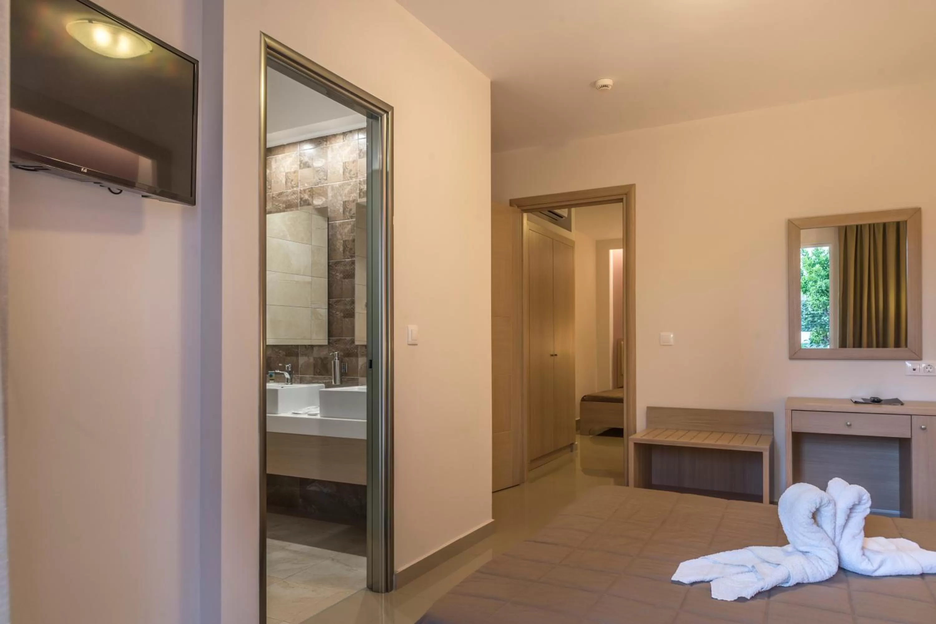 Bed in Agrelli Hotel & Suites