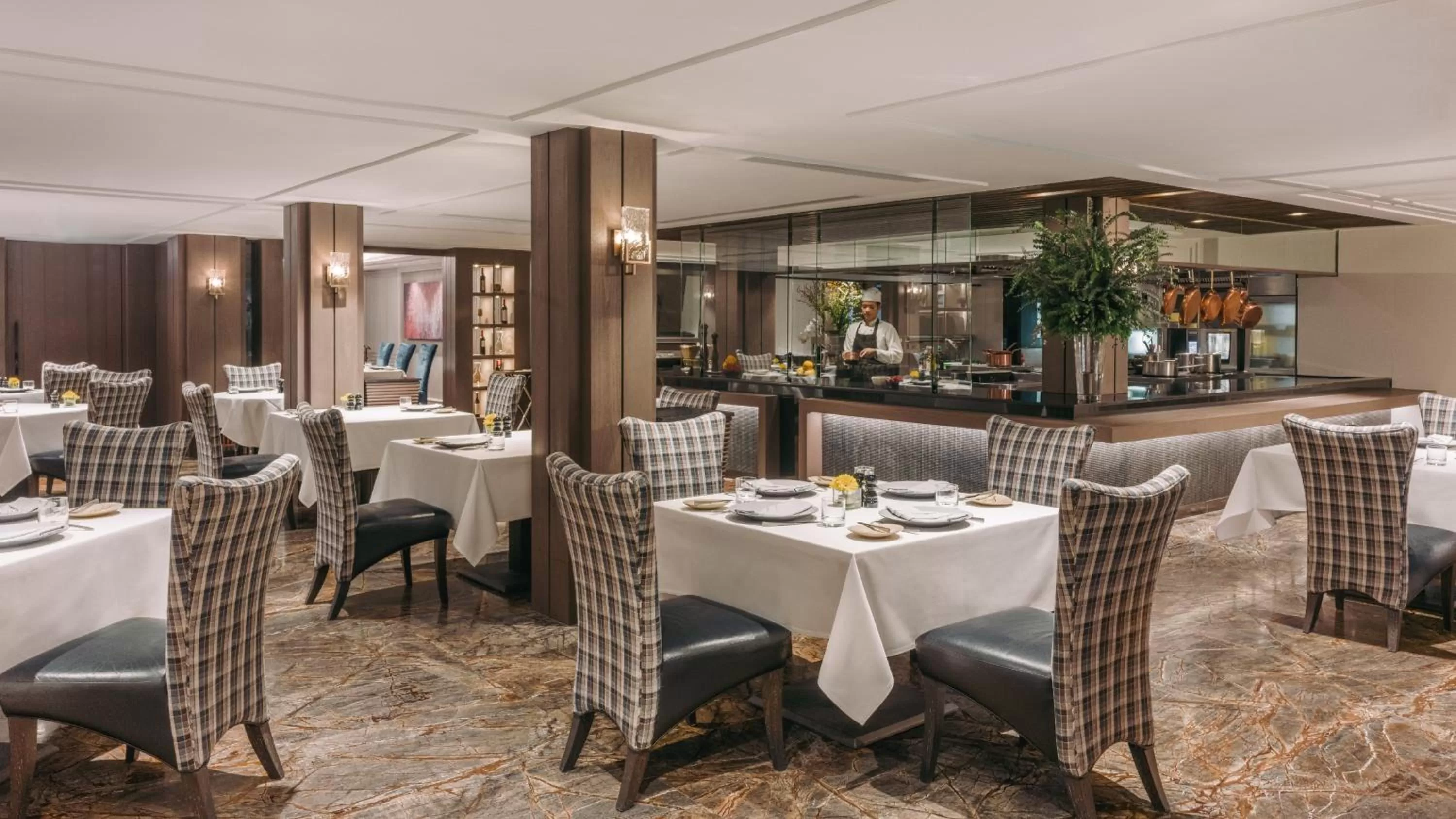 Restaurant/places to eat in InterContinental Bangkok by IHG