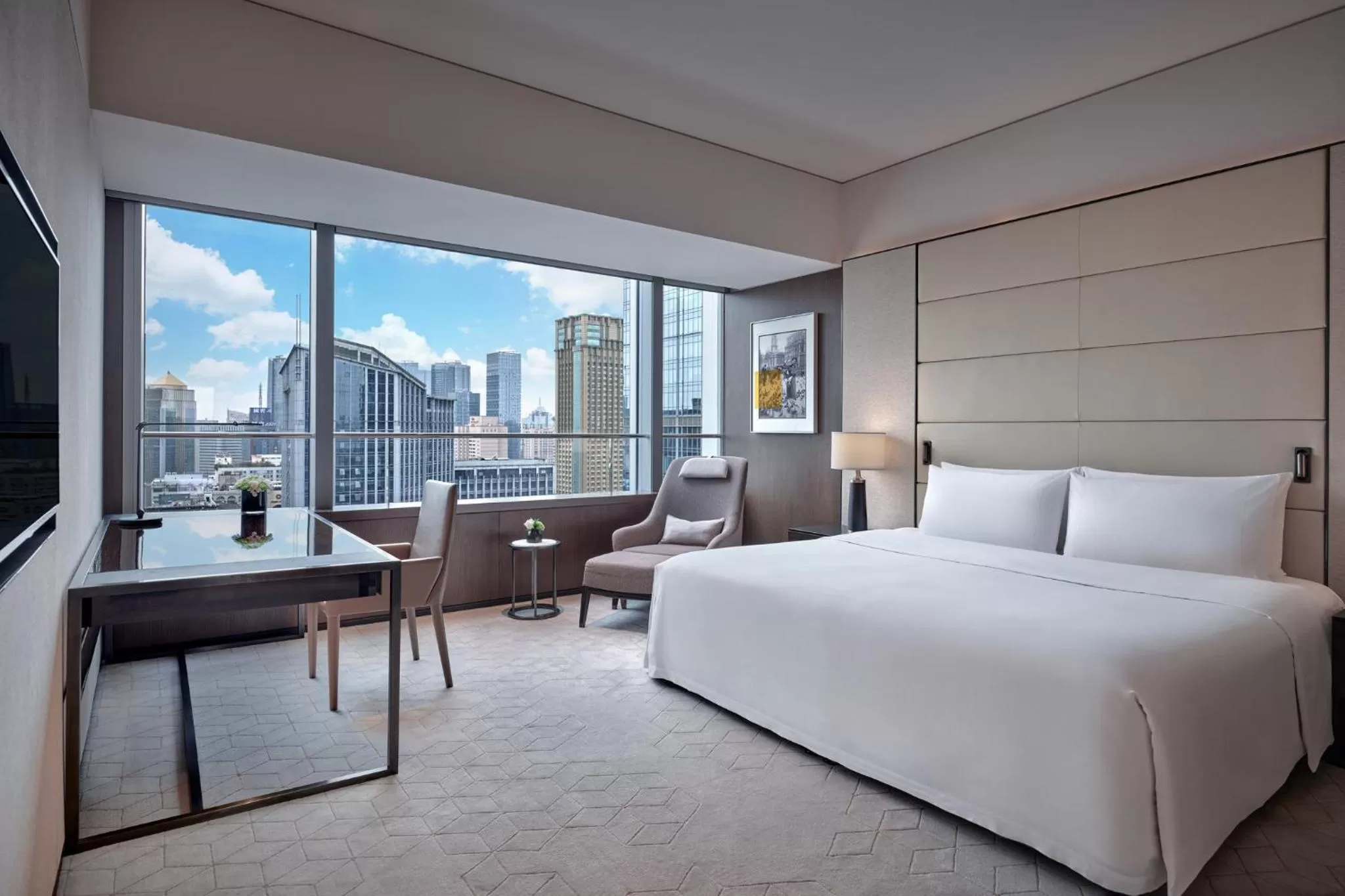 Bedroom, Bed in Niccolo Chengdu