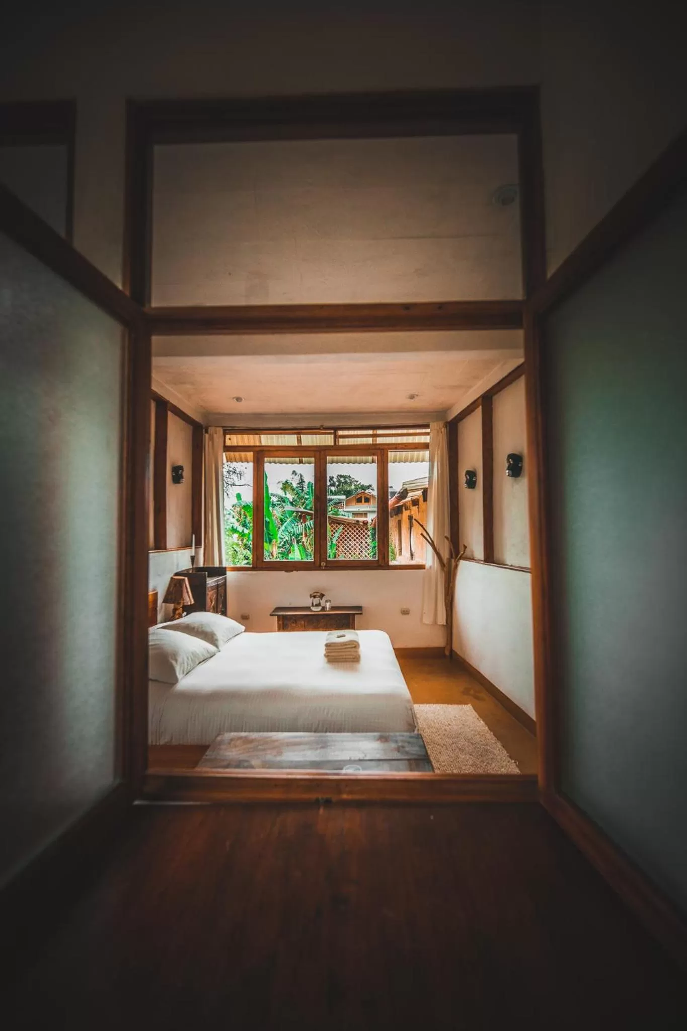 Bed in Lush Atitlán