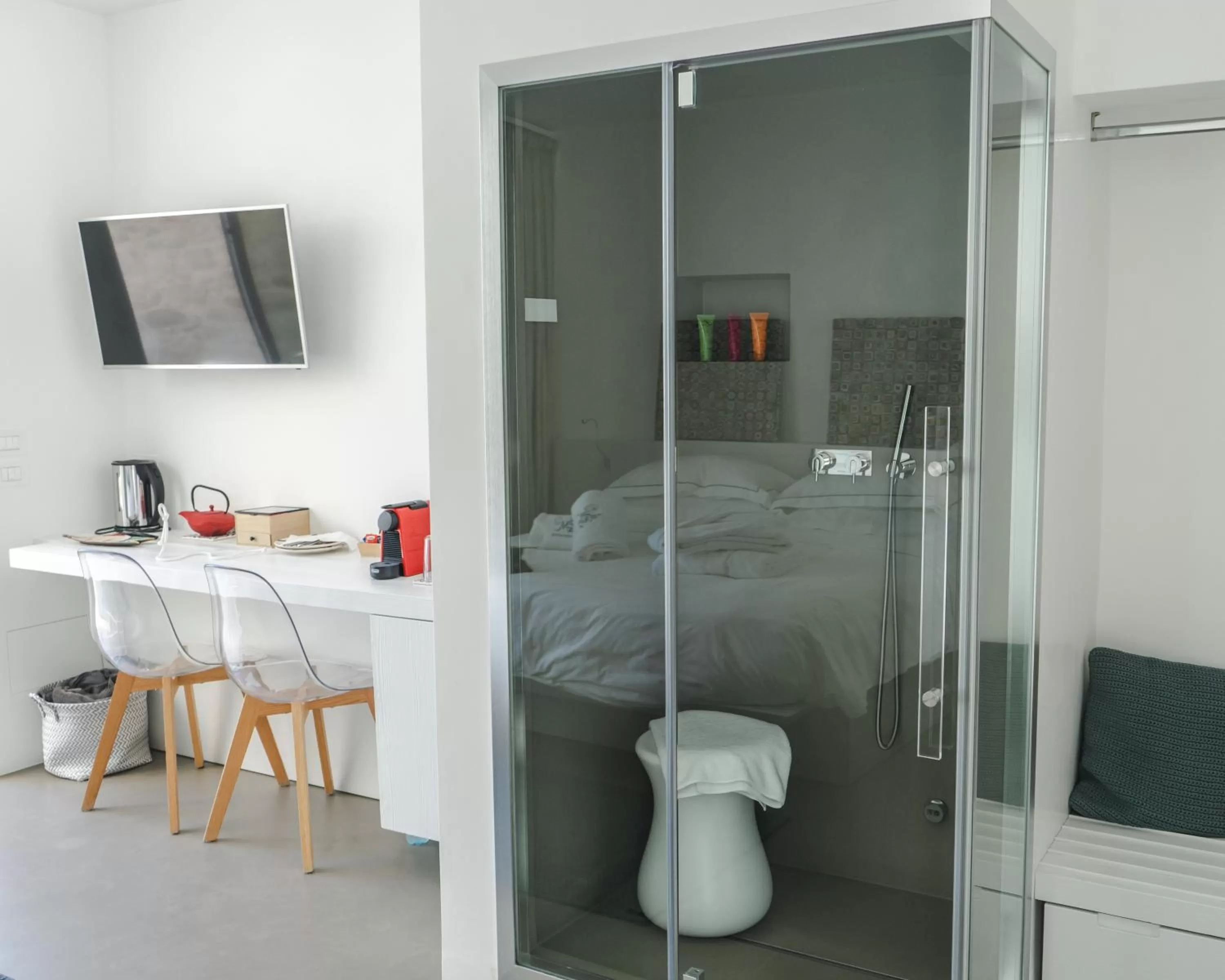 Bed in Antico Mondo Rooms & Suites