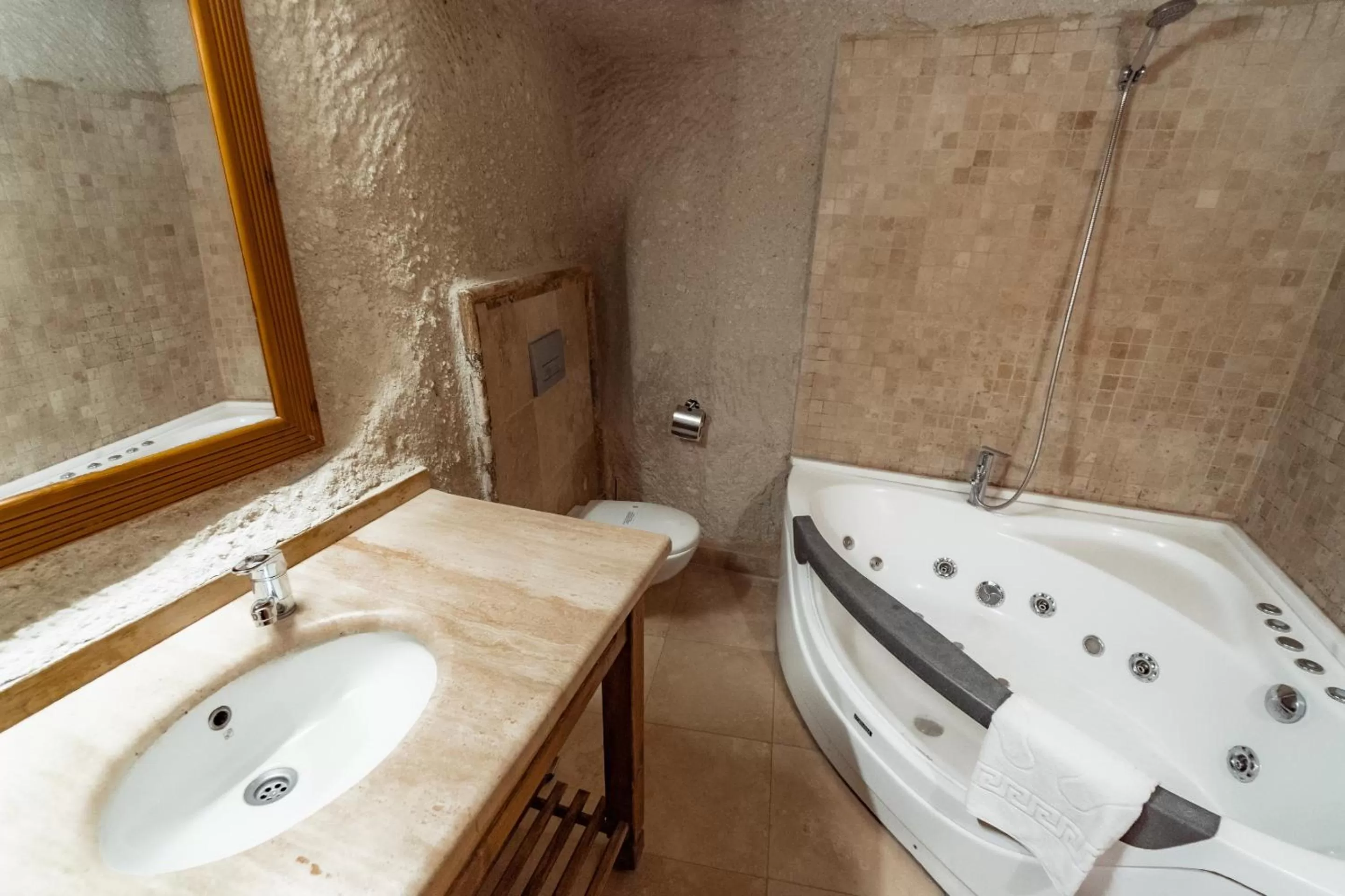 Bathroom in Amber Cave Suites